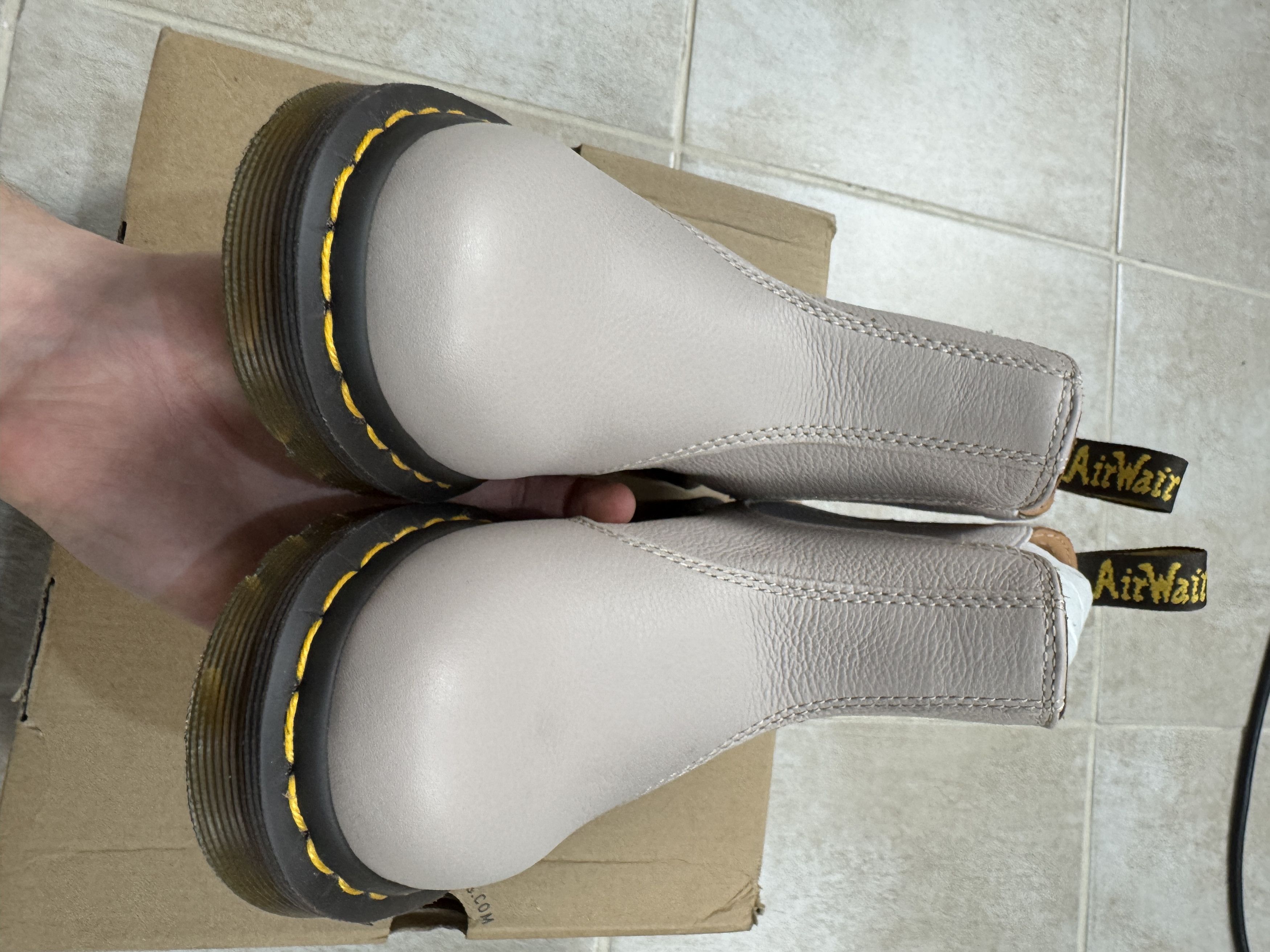 Dr. Martens Dr. Martens Chelsea boots Virginia 5US 36EU Size US 5 / IT 35 - 3 Thumbnail