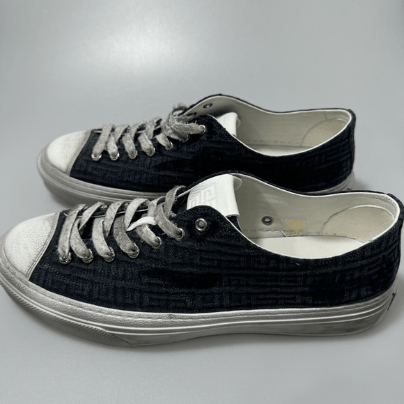 Givenchy Givenchy Navy 4G City Sneakers Men’s EU 46/US 13 Size US 13 / EU 46 - 1 Thumbnail