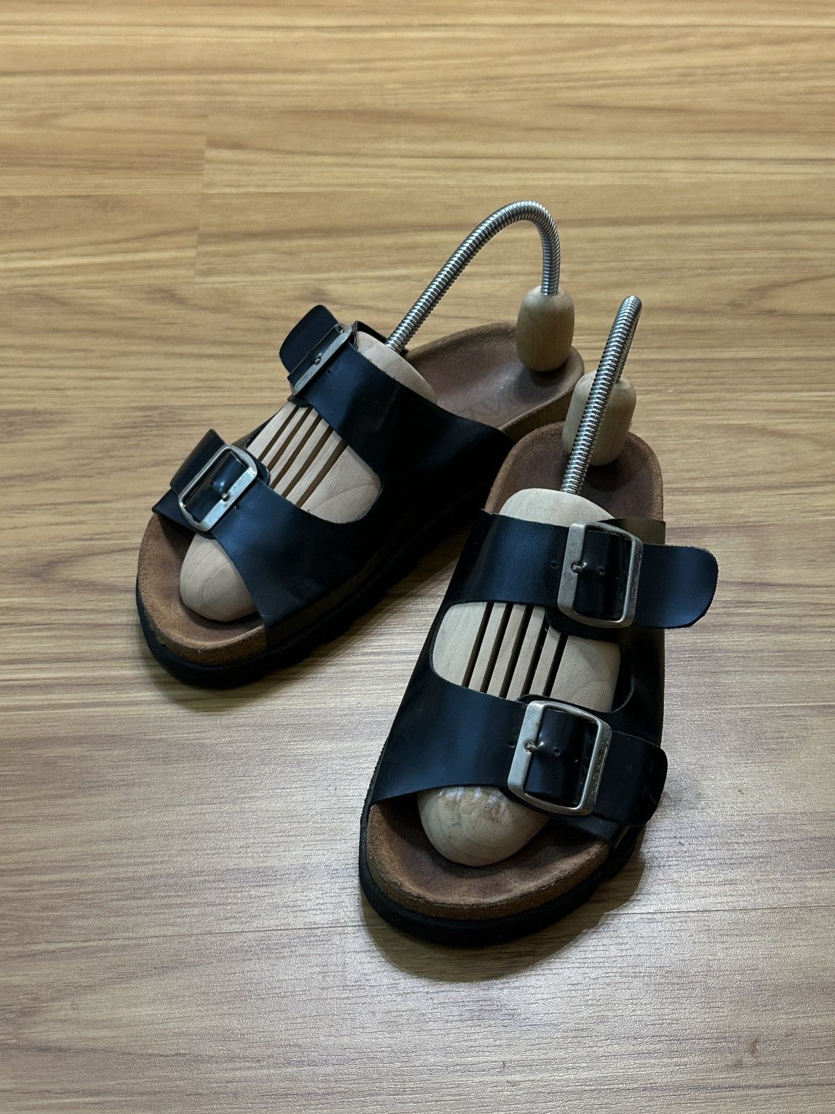 Sixty Sixty-Seven Made in Spain Leather Sandal Size US 6 / IT 36 - 2 Thumbnail