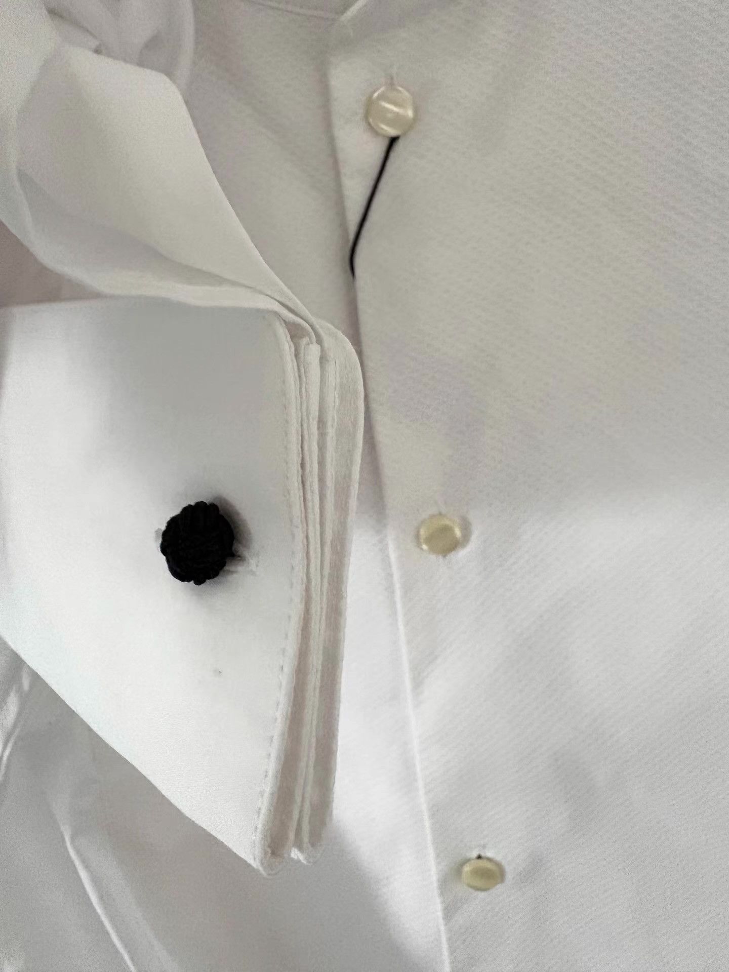 Emporio Armani Emporio Armani Men's White Dress Shirt Ｑ21 Size US M / EU 48-50 / 2 - 9 Thumbnail