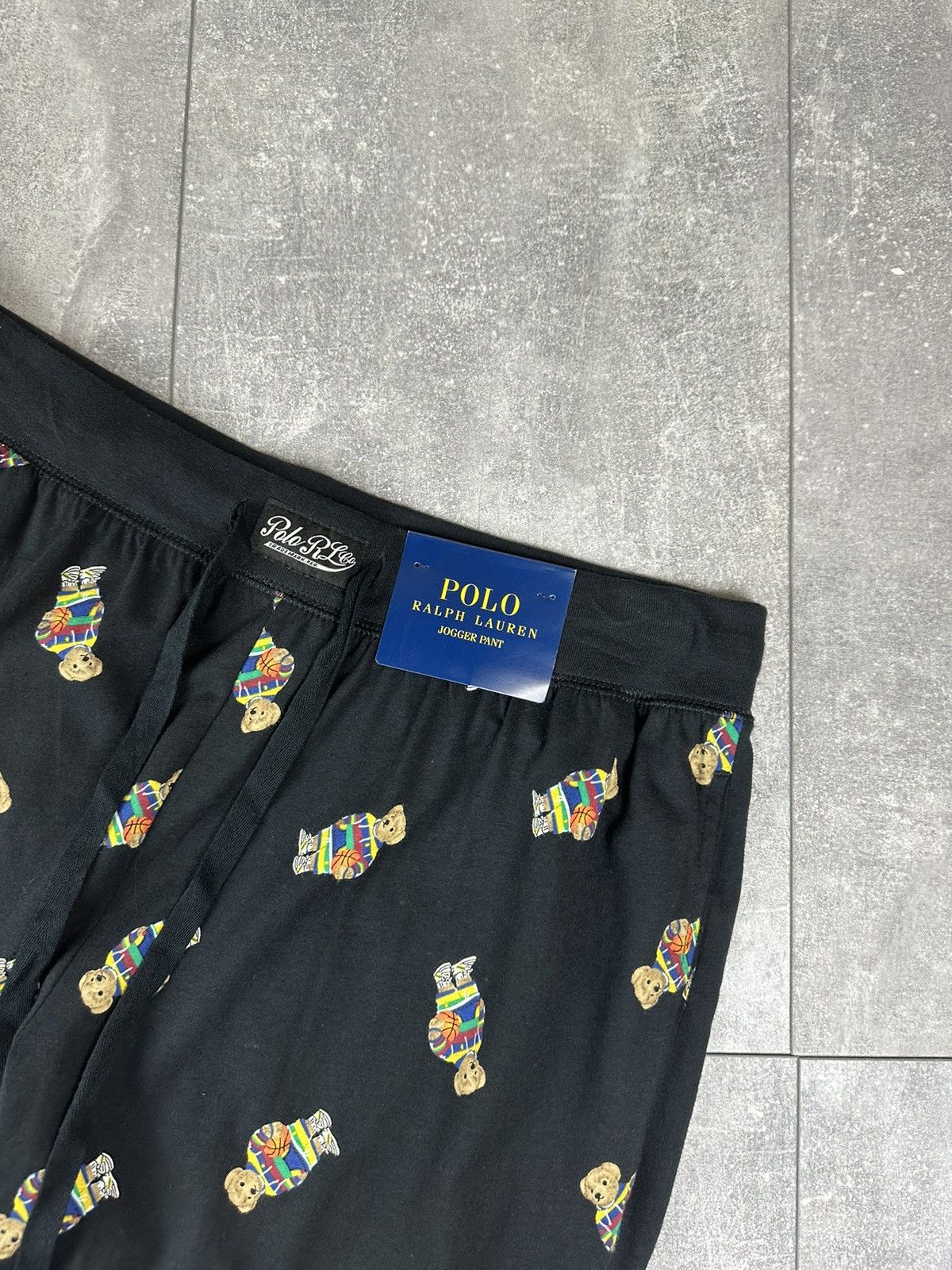 Polo Ralph Lauren New Polo Ralph Lauren Bear Monogram Jogger Pants Size US 34 / EU 50 - 2 Thumbnail