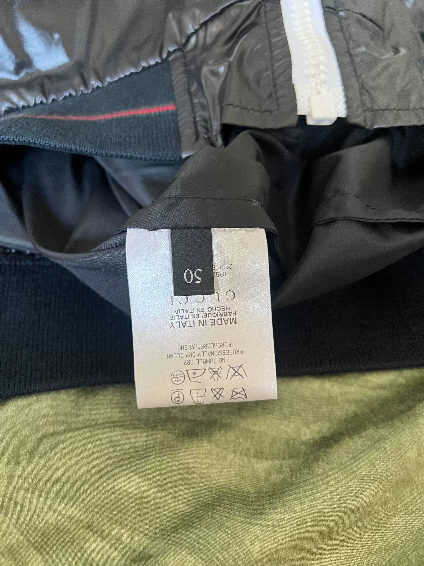 Gucci Gucci Thin Windbreaker Bomber Jacket with Pouch Size US M / EU 48-50 / 2 - 3 Thumbnail