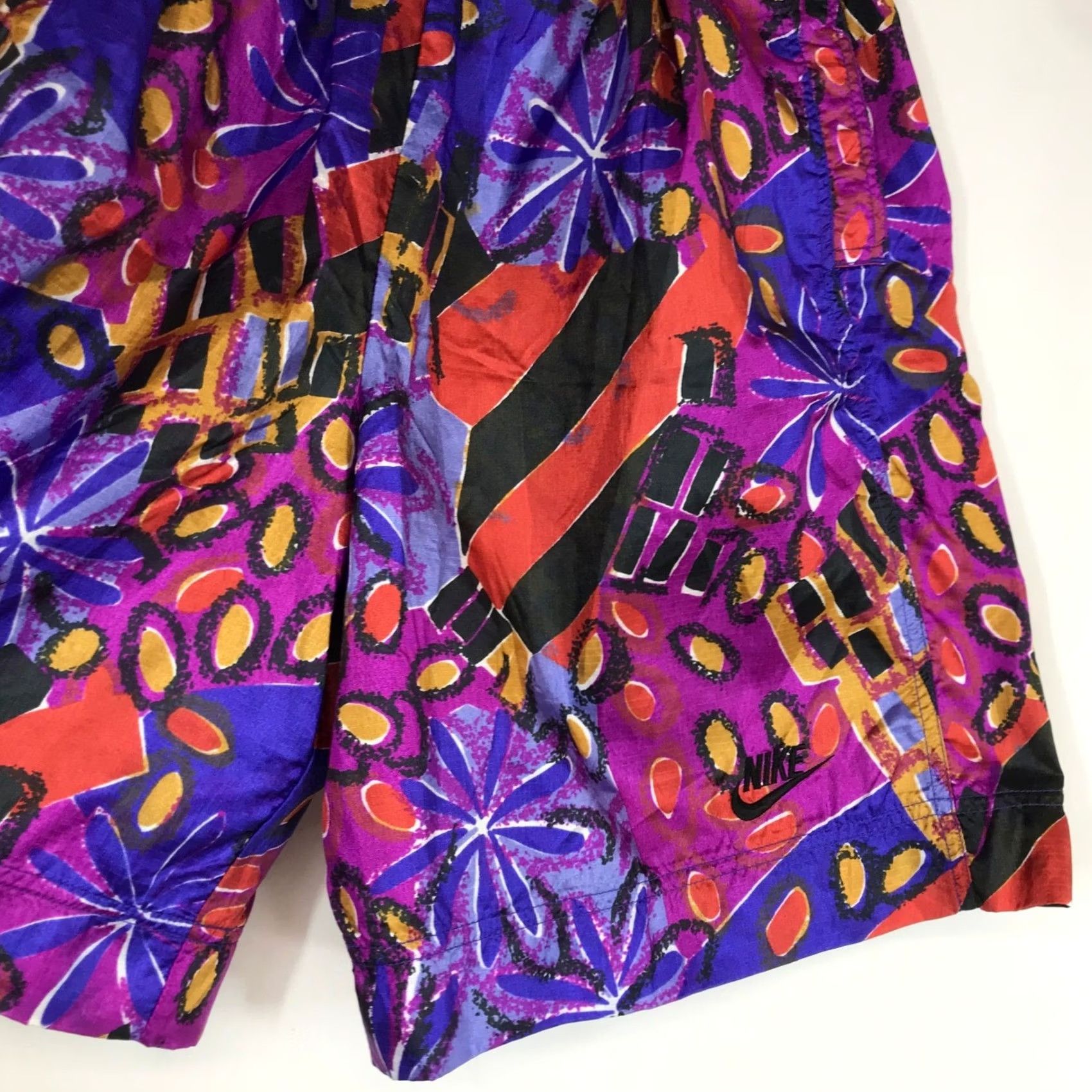 Nike VINTAGE Nike Elite Shorts M 90s Abstract Floral Geometric Nylon Purple Womens Athletic Summer Spring Pockets Elastic Waist Size 32" / US 10 / IT 46 - 4 Thumbnail
