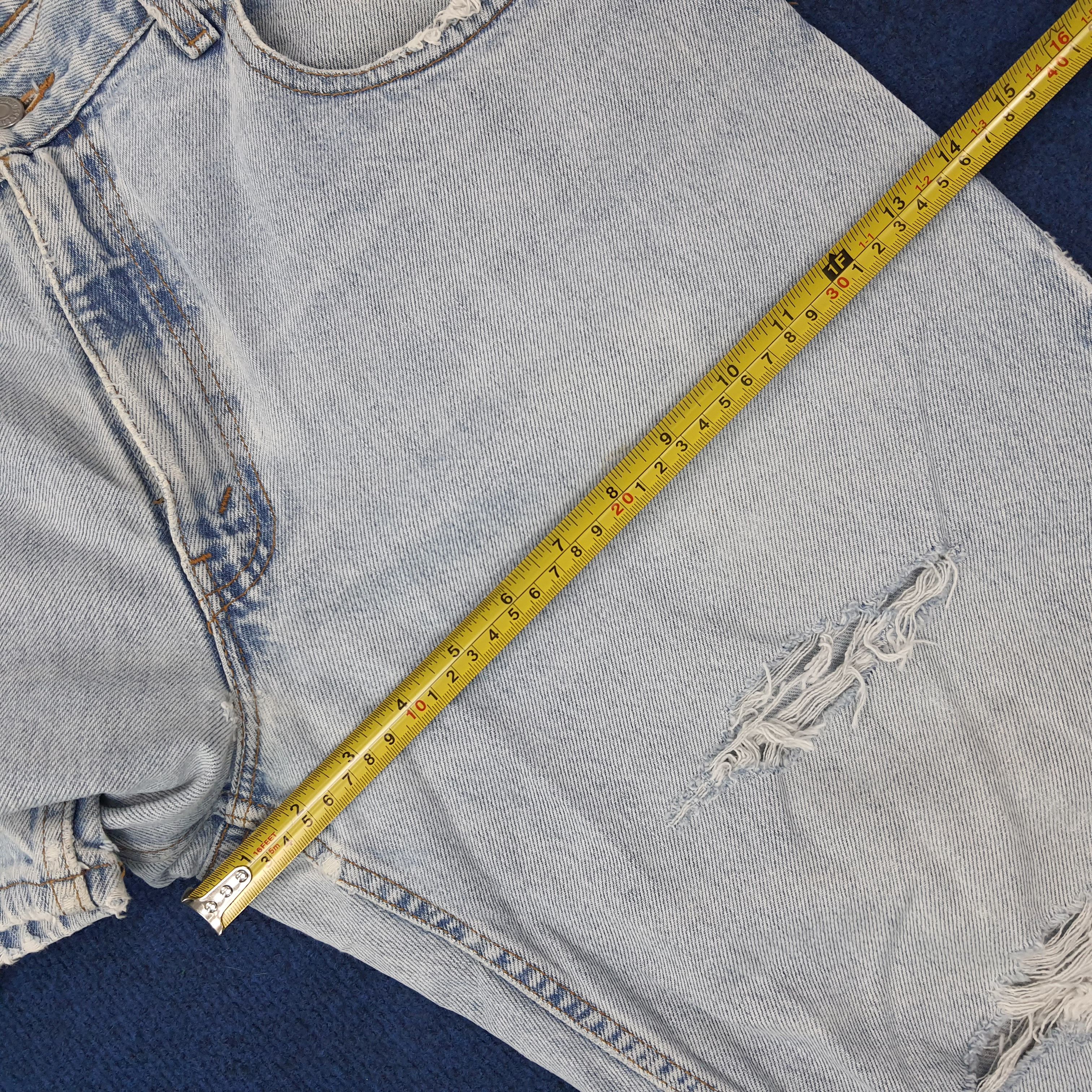 Levi's Vintage Levis 560 Red Tab Loose Fit Tapered Denim C265N10 Size US 33 - 14 Thumbnail