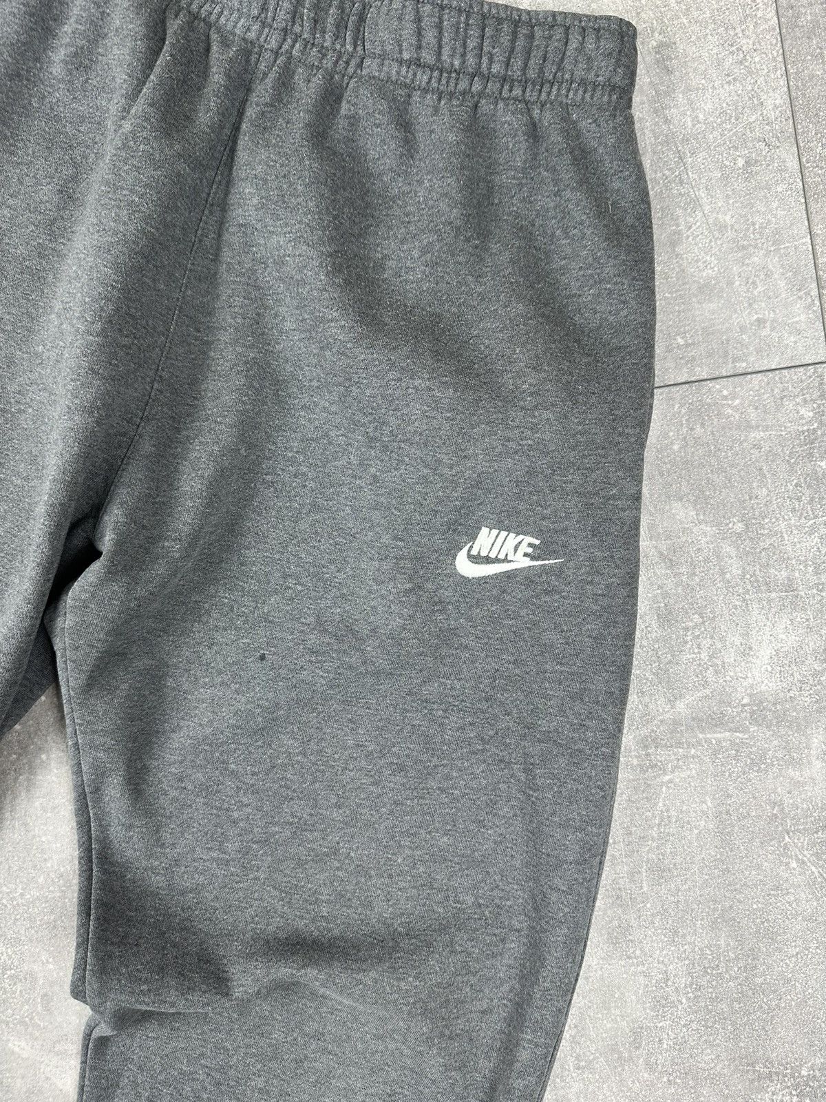 Nike Nike Vintage Retro Small Swoosh Jogger Silver Pants Size US 32 / EU 48 - 8 Thumbnail