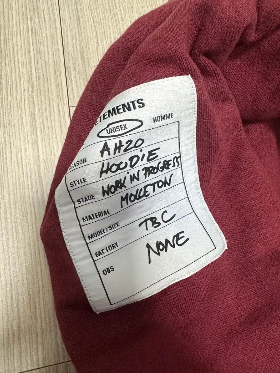 Vetements Vetements Burgundy Hoodie Size US M / EU 48-50 / 2 - 4 Thumbnail