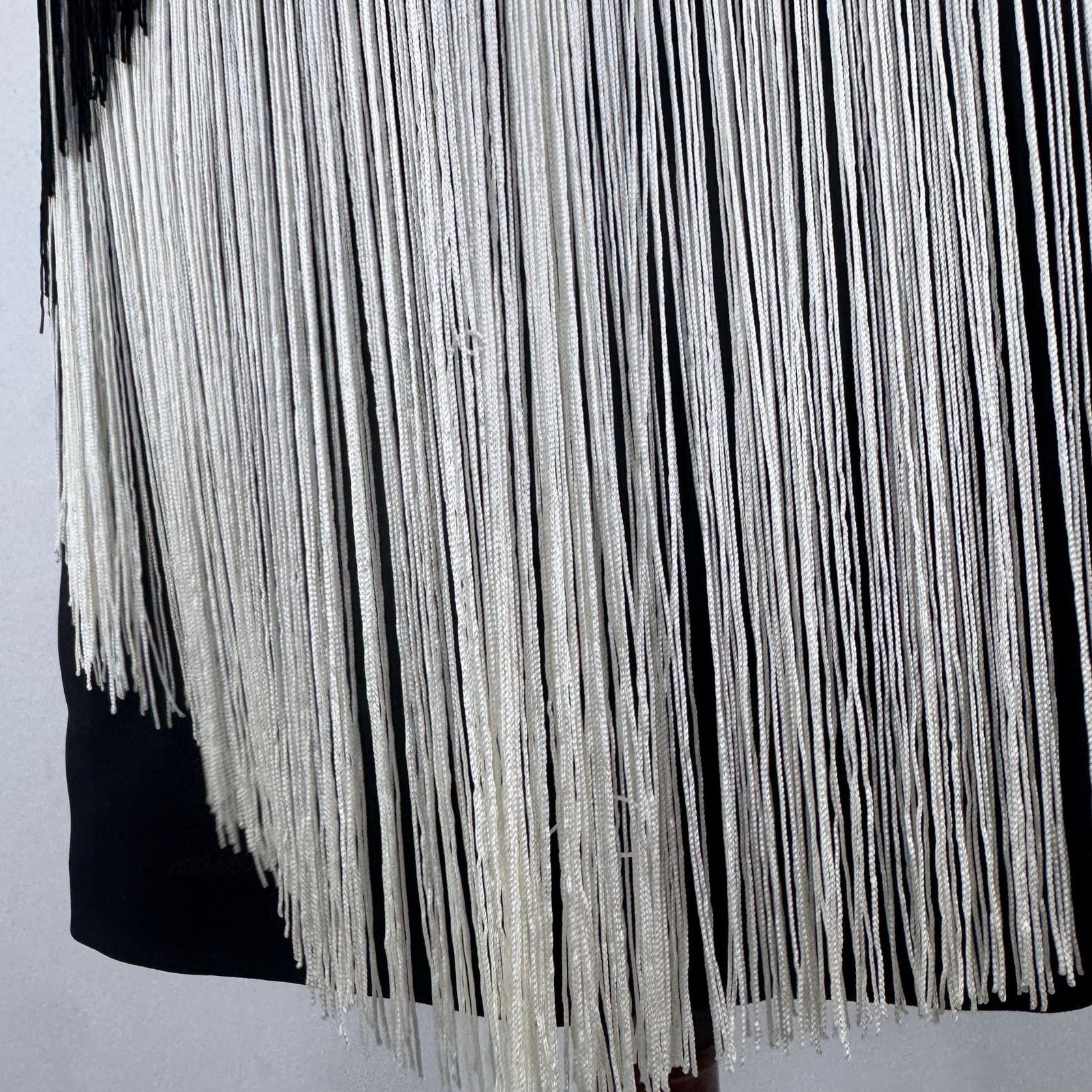 Marina Rinaldi Marina Rinaldi Basilare Fringe Black White Top sz US 18 Size XXL / US 16-18 / IT 52-54 - 4 Thumbnail