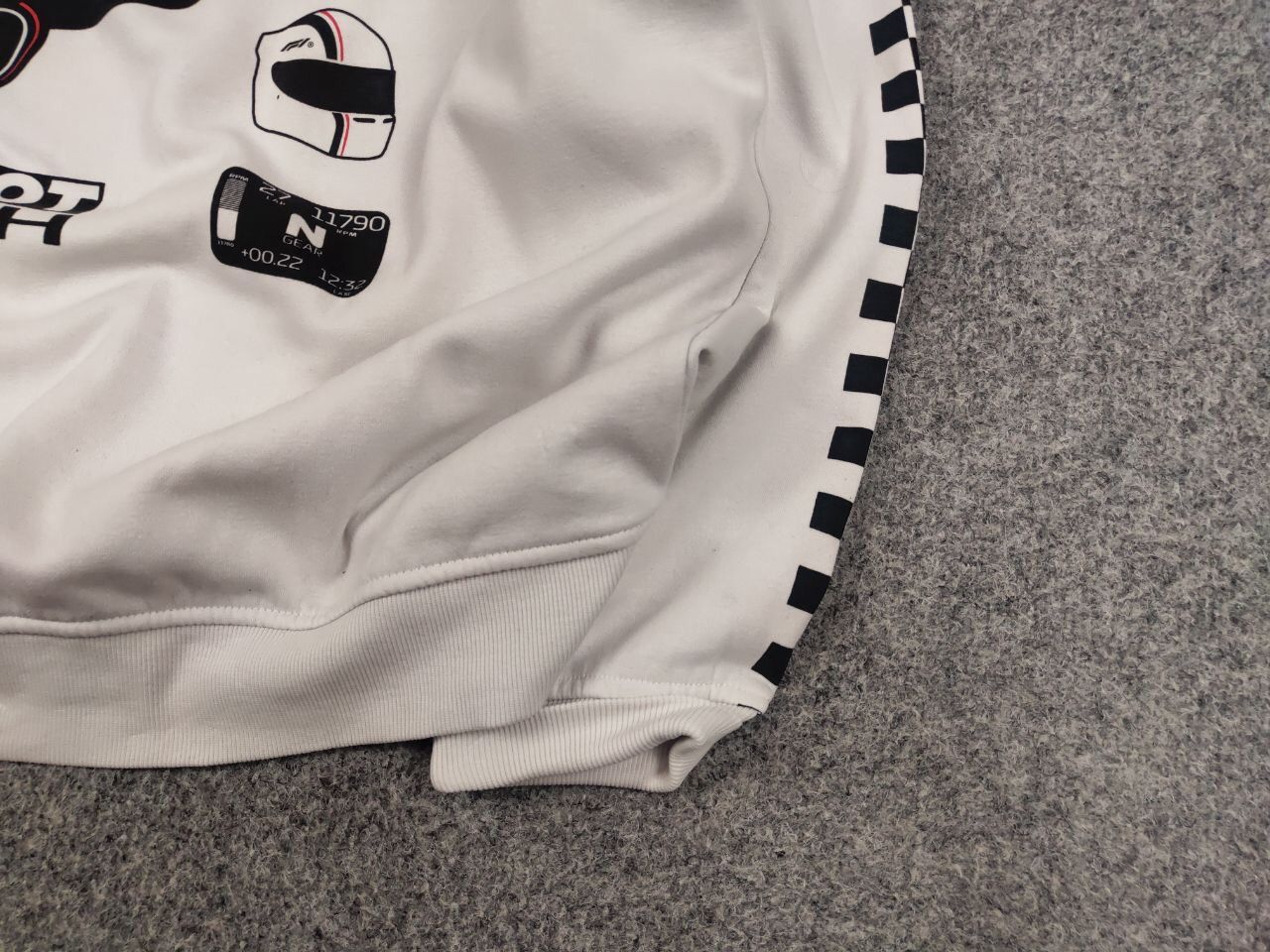 Formula 1 Formula 1 Classic Racing H&M logo Oversized Sweatshirt Size M / US 6-8 / IT 42-44 - 5 Thumbnail