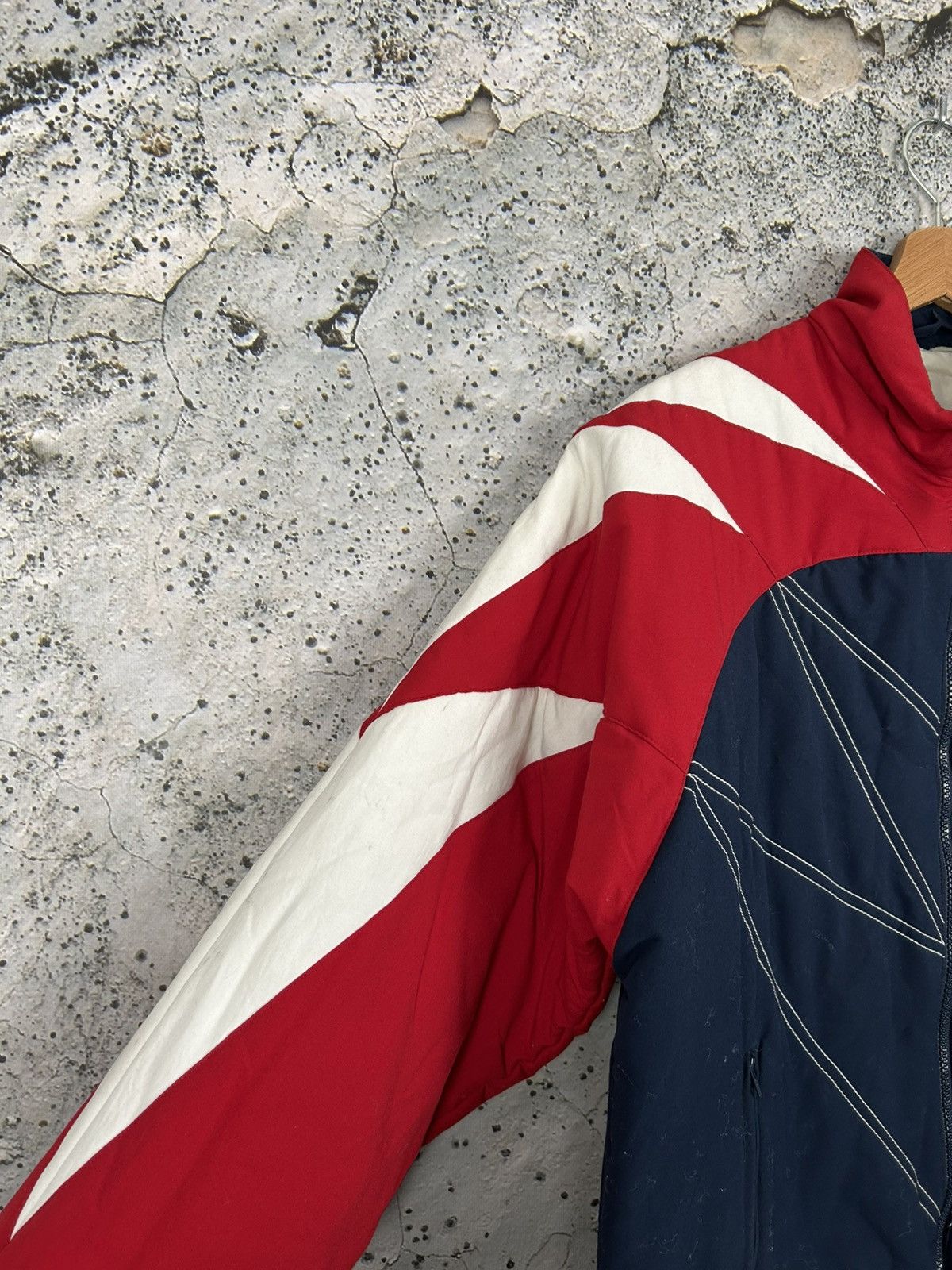 Adidas Vintage 90s Adidas Sportswear Jacket Puffer Hype Rare Size US M / EU 48-50 / 2 - 5 Thumbnail