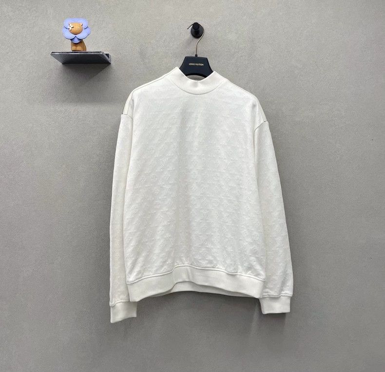 Louis Vuitton Louis Vuitton White Long Sleeve Sweatshirt- DMC Size US M / EU 48-50 / 2 - 1 Thumbnail