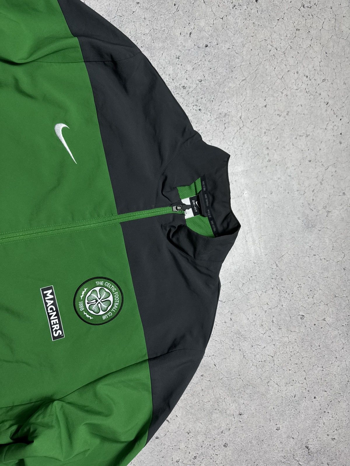 Nike Nike Celtic Vintage Nylon Track Suit Football Jacket & Pants Size US XL / EU 56 / 4 - 5 Thumbnail