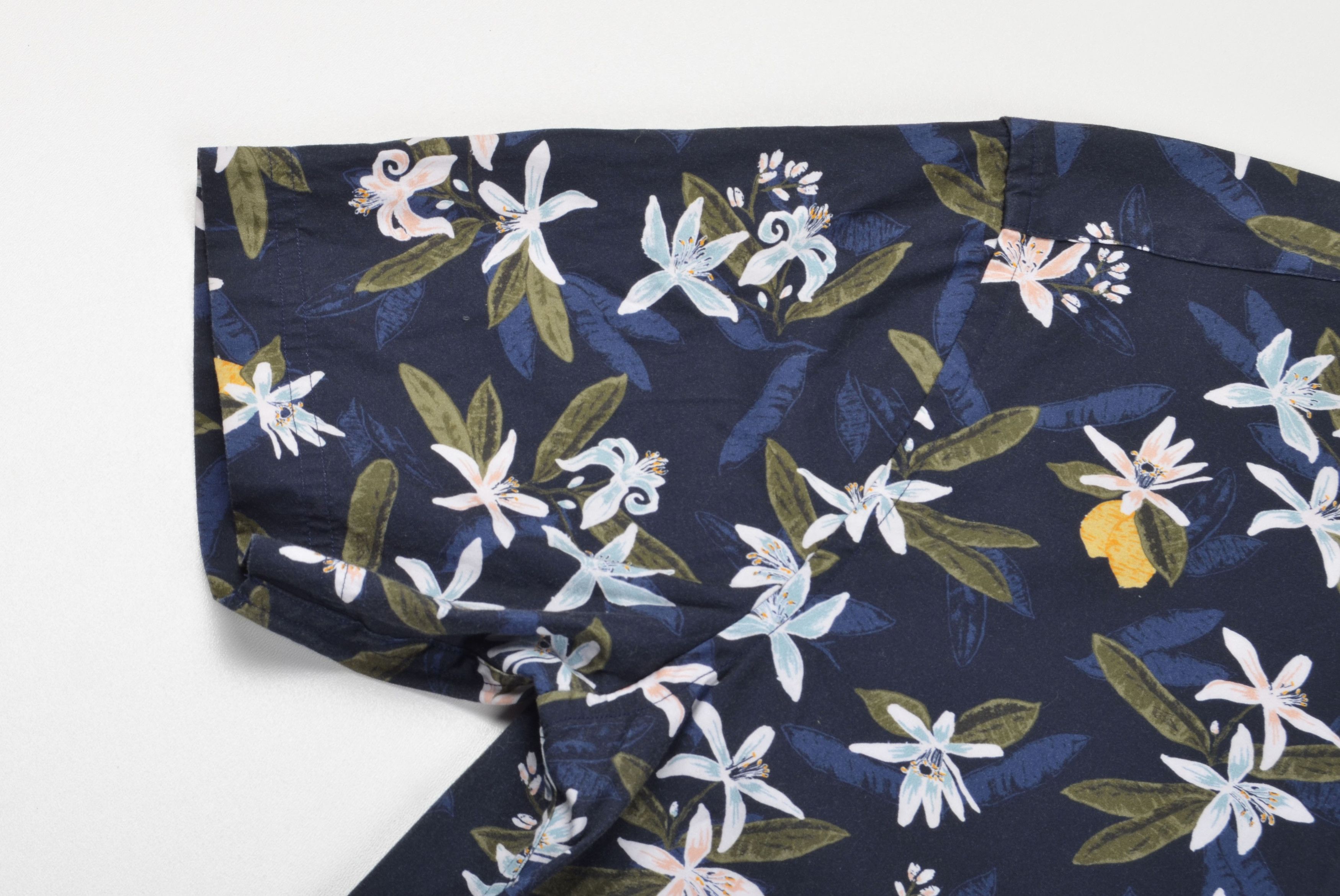 Gant Gant Men's Floral Short Sleeve Button Up Shirt Size US M / EU 48-50 / 2 - 3 Thumbnail