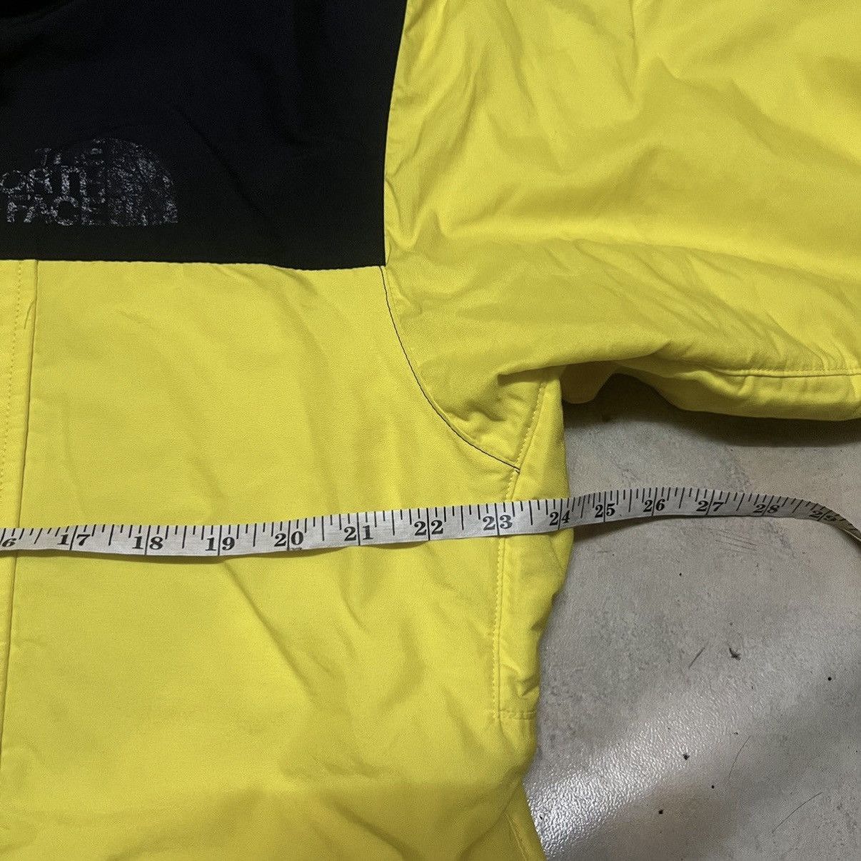 The North Face The North Face Goretex Windbreaker Light Jacket Size US L / EU 52-54 / 3 - 13 Thumbnail