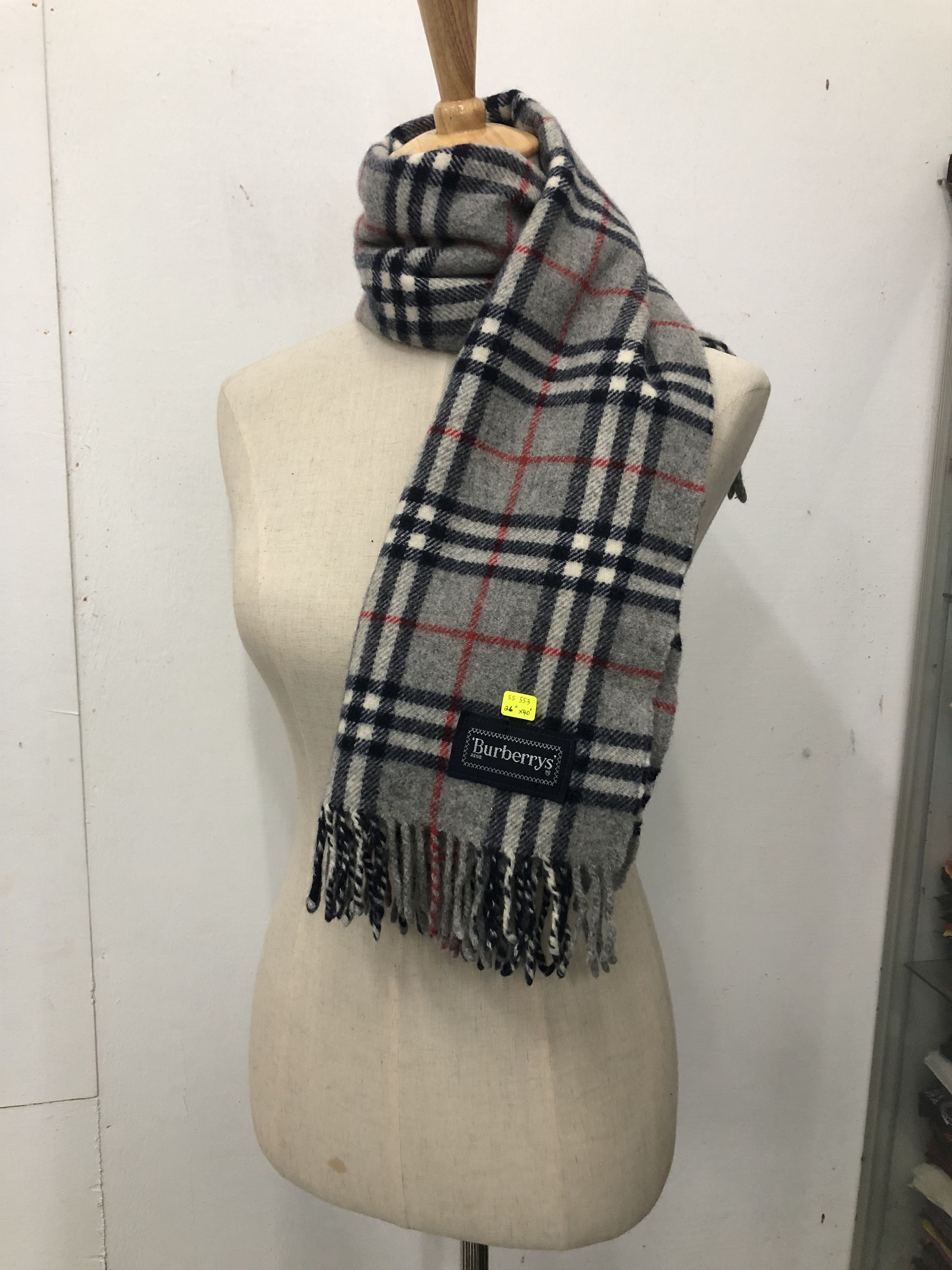 Burberry Burberry Lambswool Scarf / Muffler / Neckwear Size ONE SIZE - 1 Thumbnail
