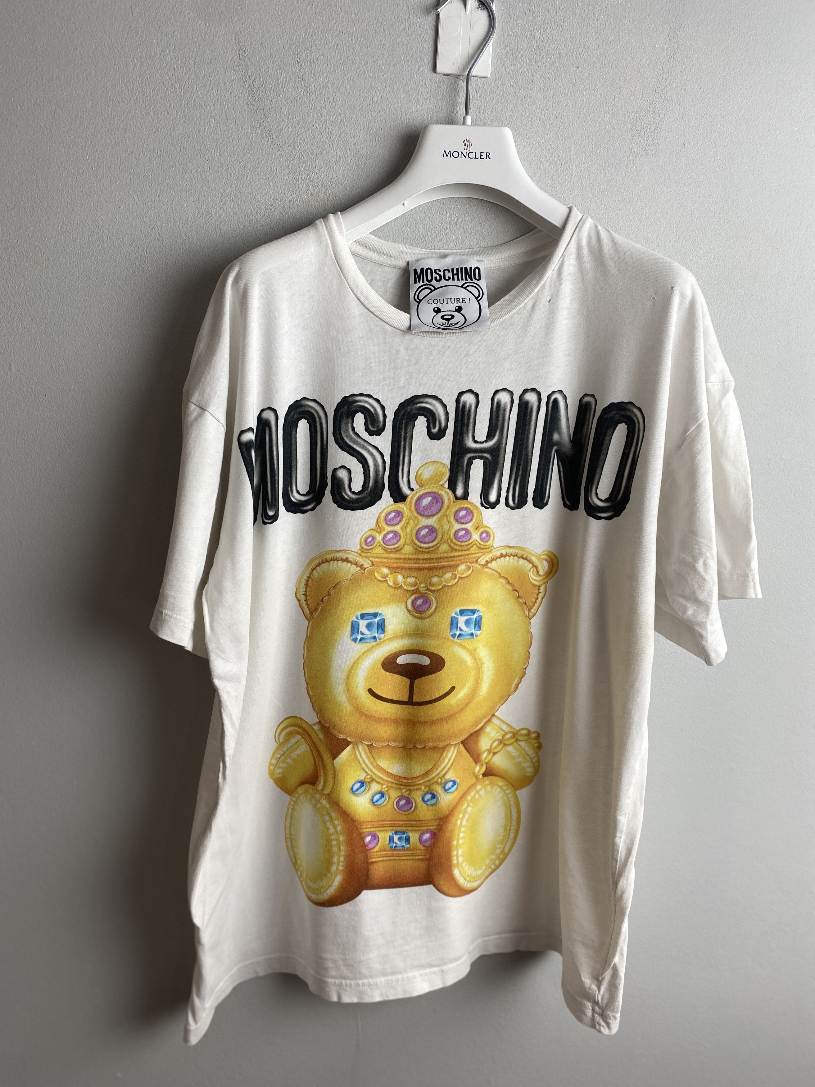 Moschino Jeremy Scott Golden Bear printed t-shirt tee