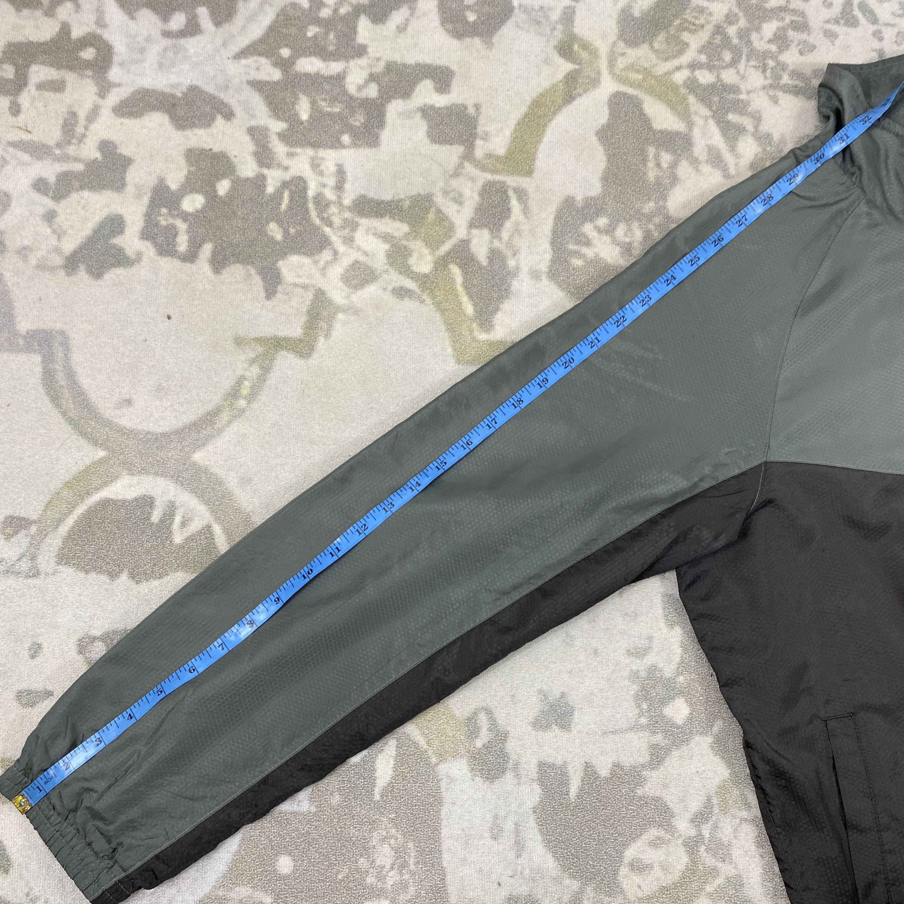 Puma Puma Golf First Mile Wind jacket- J395 Size US L / EU 52-54 / 3 - 6 Thumbnail