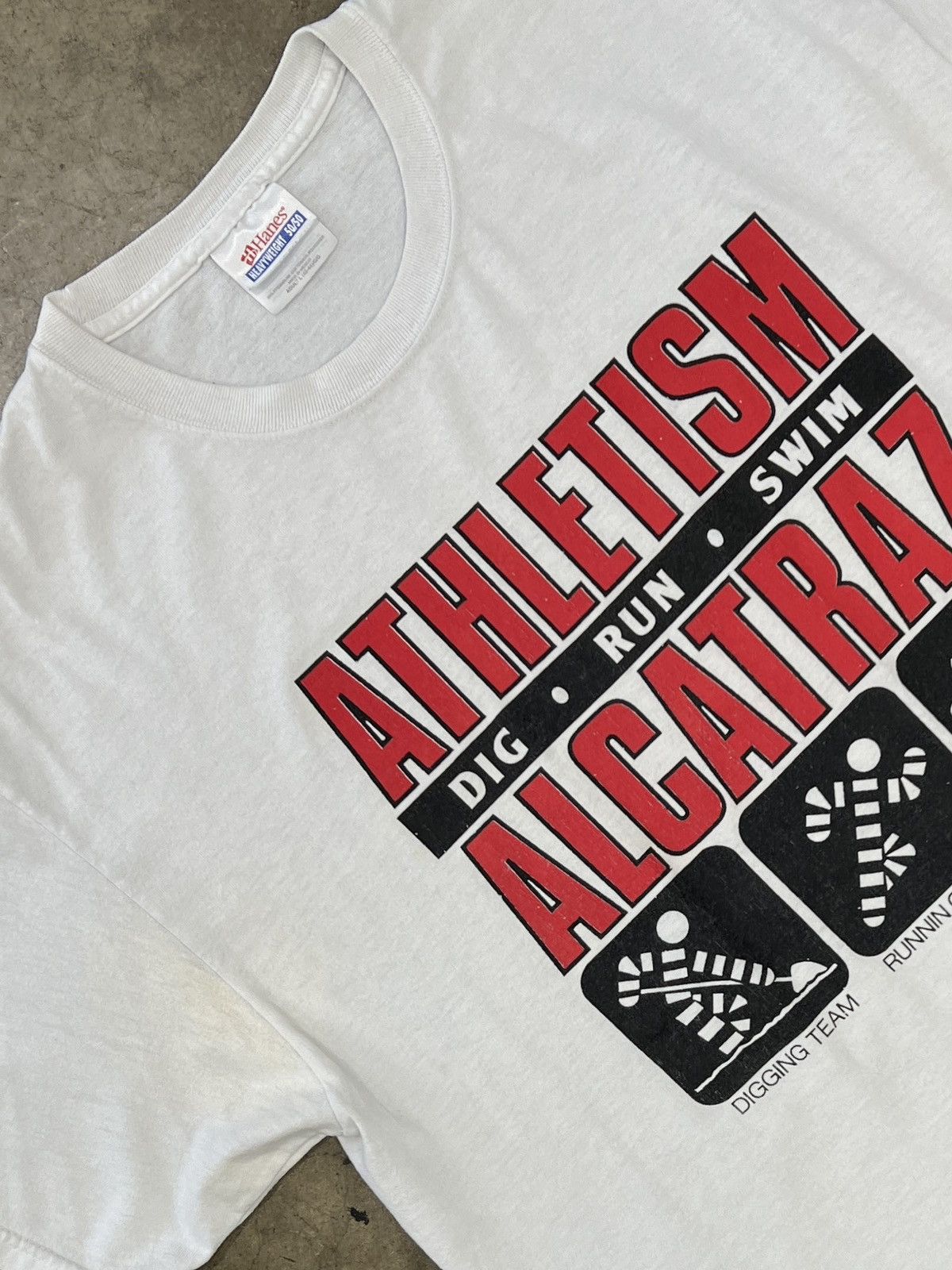 Vintage Vintage Athletism Alcatraz Dig Run Swim Prison Escape Large Size US L / EU 52-54 / 3 - 1 Thumbnail