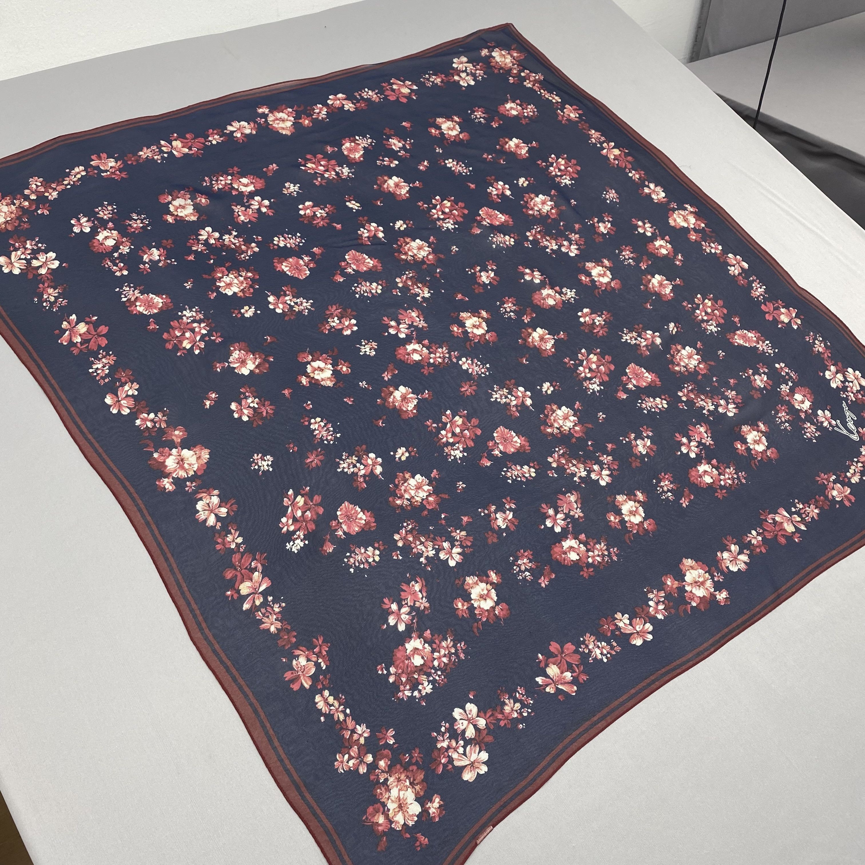 Kenzo Vintage Kenzo SILK Scarf Twill Floral Bloom Wraps Scarves Size ONE SIZE - 3 Thumbnail
