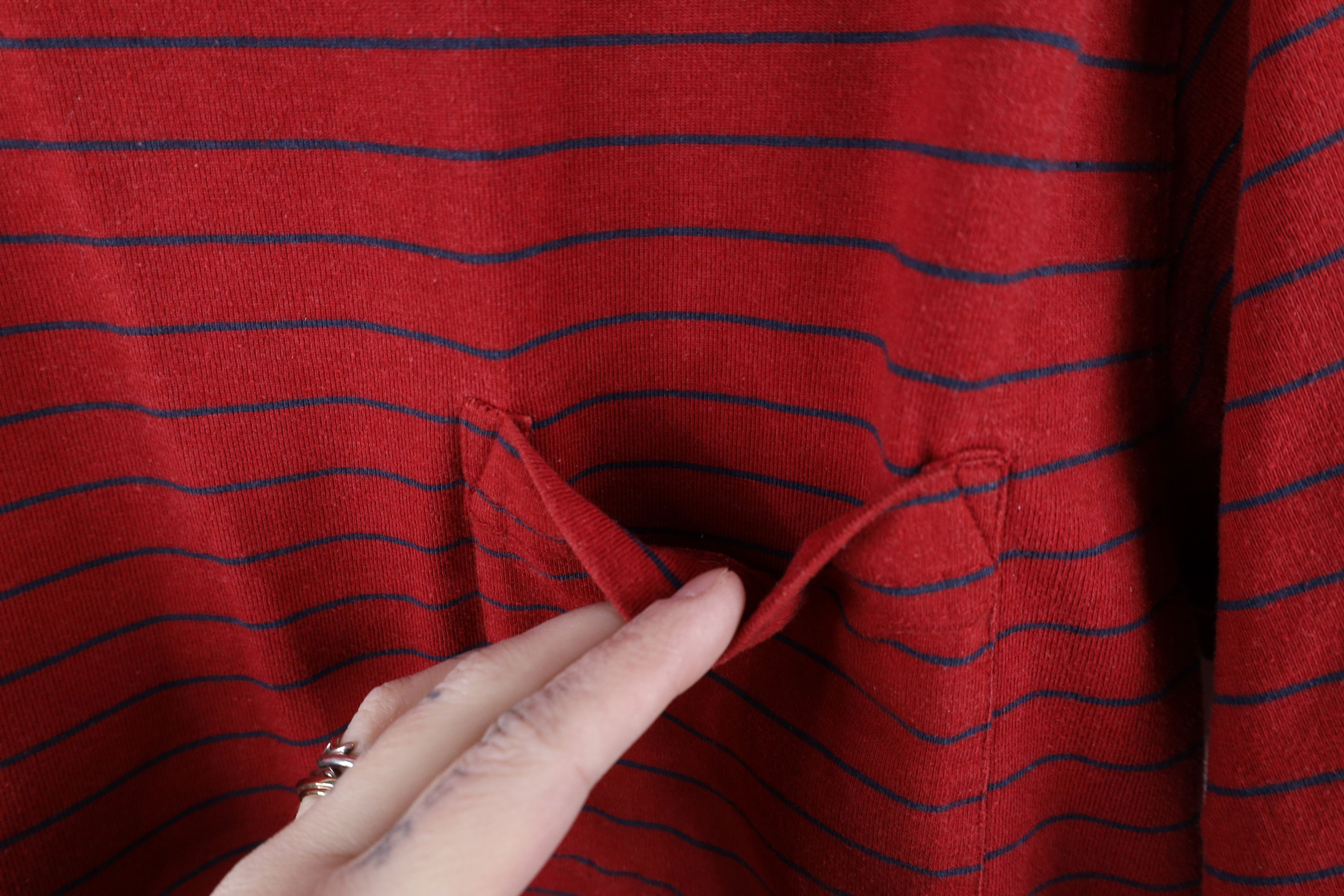 Vintage Vintage 90s Streetwear Striped Short Sleeve T-Shirt Red Size US M / EU 48-50 / 2 - 5 Thumbnail