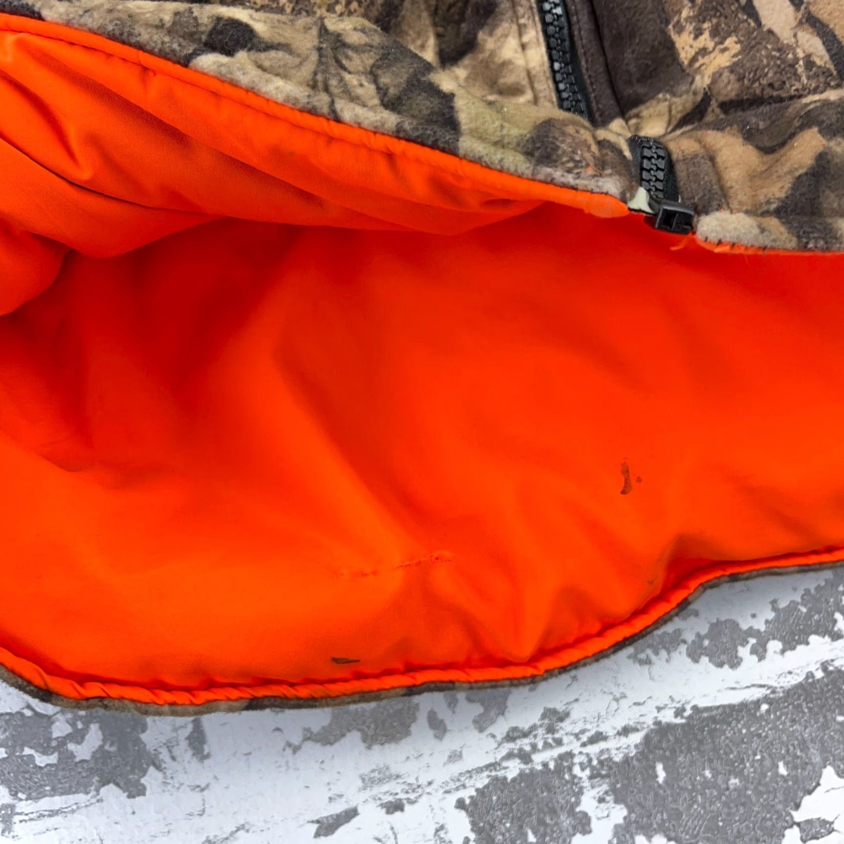 Vintage Vintage Cabelas Puffer Vest Men Large Brown Orange Camo Jacket Reversible Hunt Size US L / EU 52-54 / 3 - 6 Thumbnail