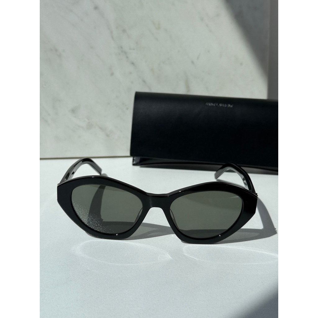 Saint Laurent Paris NEW Saint Laurent SL M60 Black Cat Eye Sunglasses Size ONE SIZE - 7 Thumbnail
