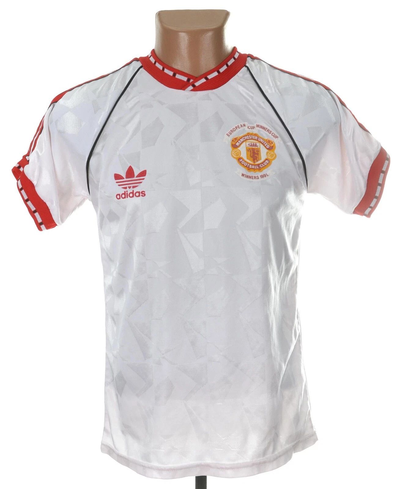 Adidas MANCHESTER UNITED 1991 EUROPEAN CUP FOOTBALL SHIRT ADIDAS S Size US S / EU 44-46 / 1 - 1 Thumbnail