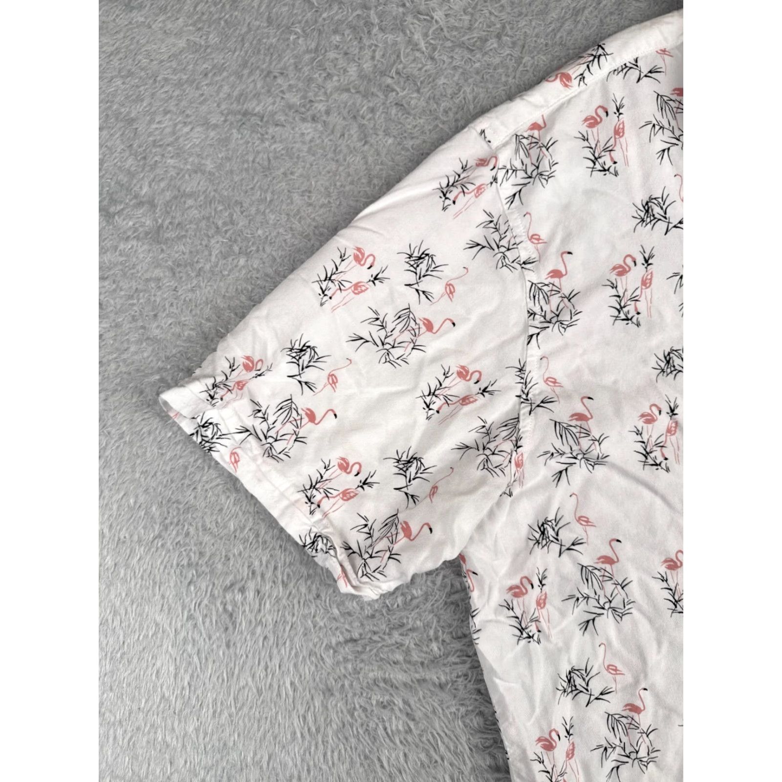 Gloverall VINTAGE Island Republic Shirt Men 2XL White Flamingo All Over Print Button Up Rayon Size US XXL / EU 58 / 5 - 3 Thumbnail