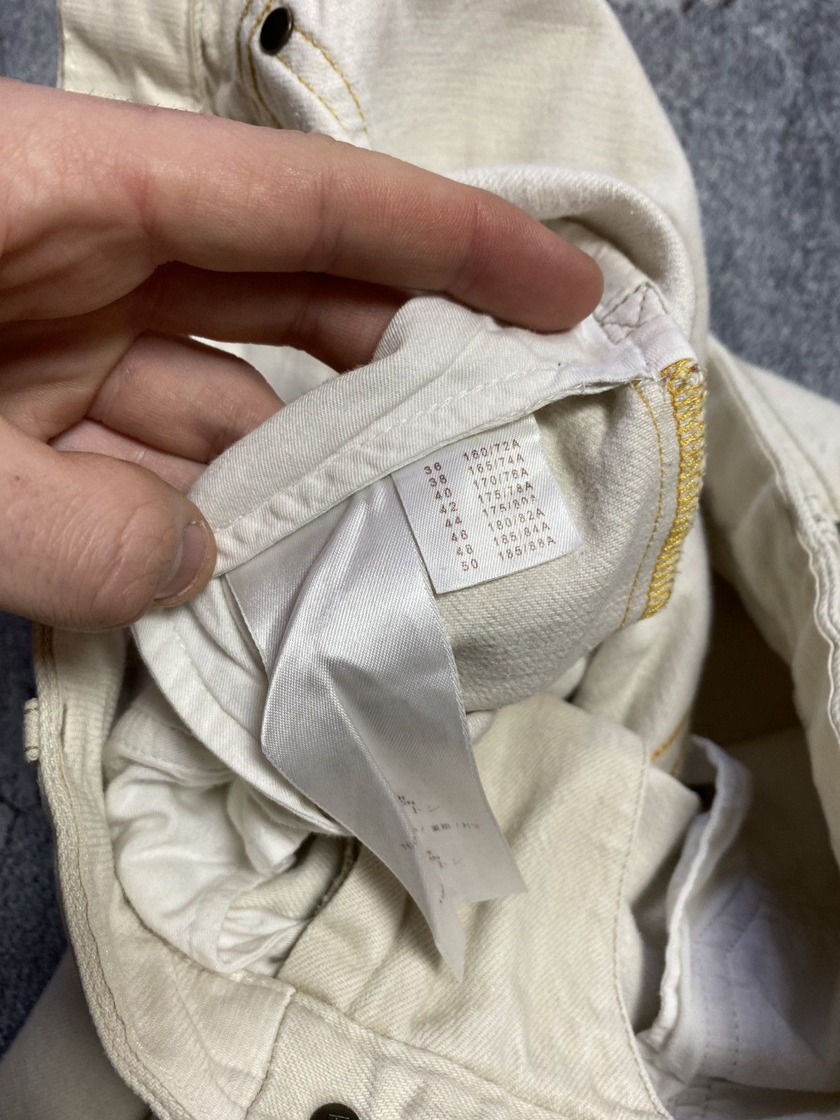 Louis Vuitton Louis Vuitton slim jeans mens Size 32 Size US 32 / EU 48 - 10 Thumbnail