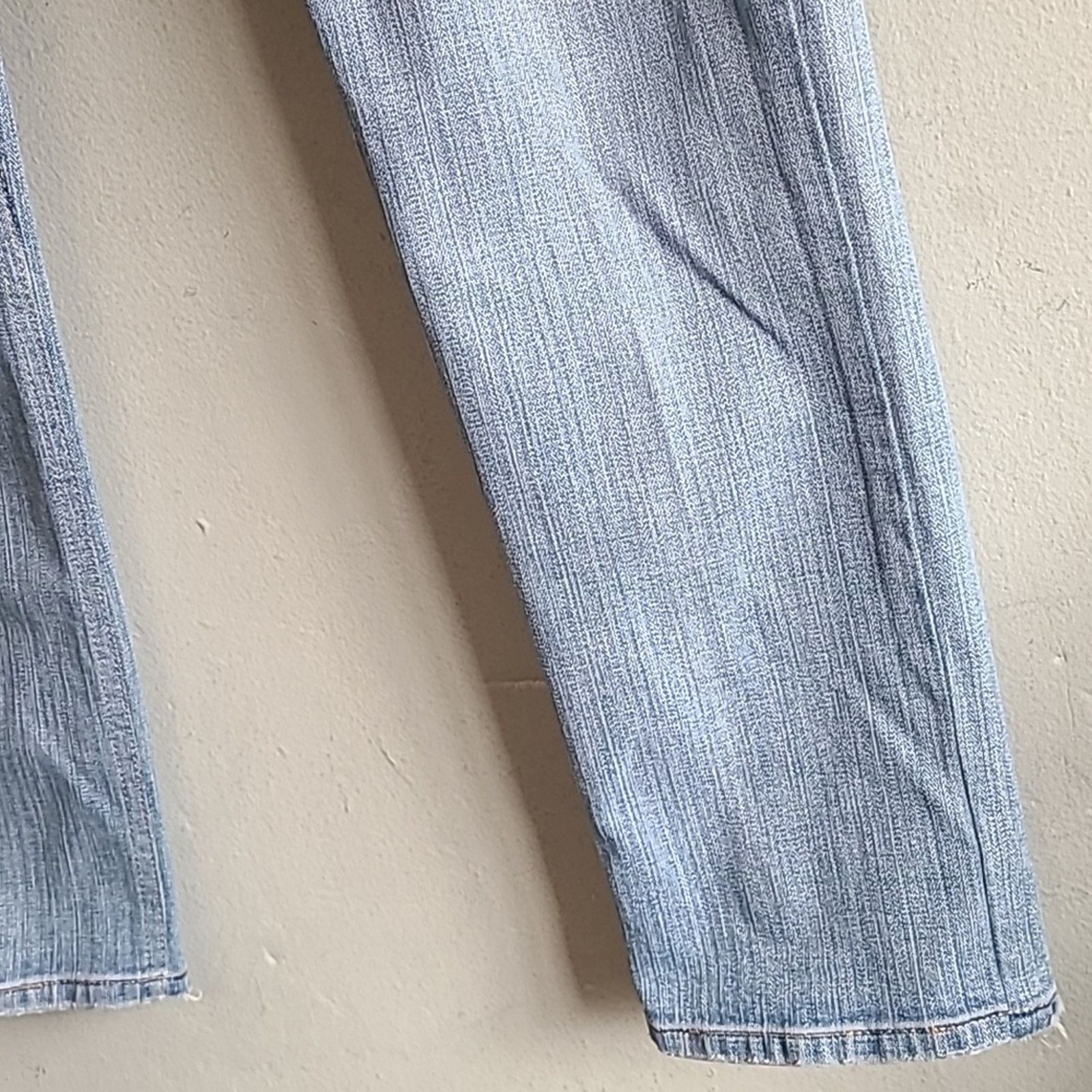BKE Women's 30" x 31.5" BKE Buckle denim jeans light wash Size 34" / US 12 / IT 48 - 3 Thumbnail