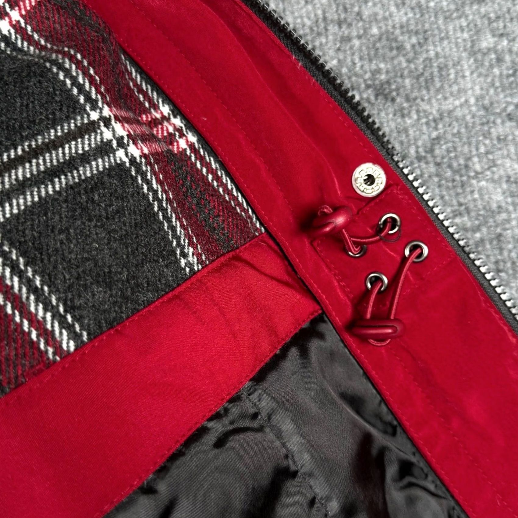 Vintage VINTAGE Braetan Black Plaid Lined Mid-Length Jacket Coat with Removable Hood Full Zip Wool Blend Liner Women's M Parka Outerwear Size M / US 6-8 / IT 42-44 - 7 Thumbnail