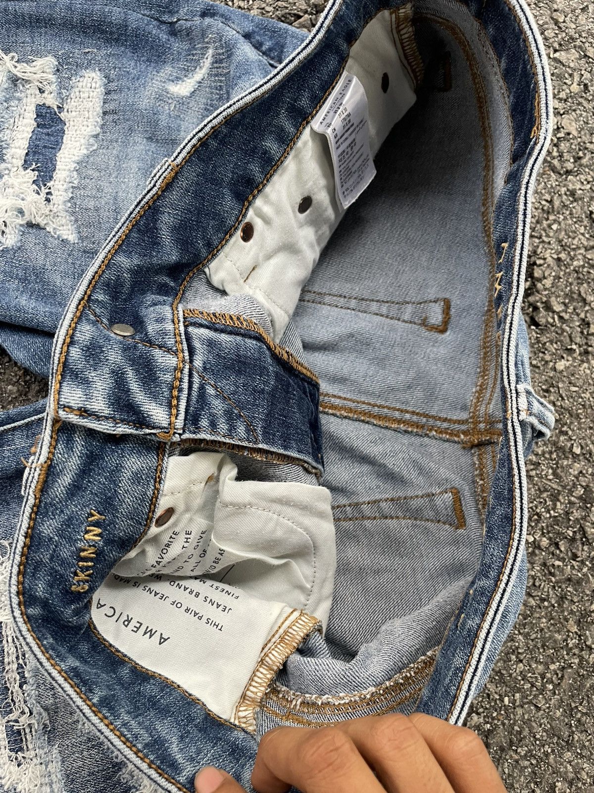 American Eagle Outfitters American Eagle Outfitters Distress Denim skinny Size US 31 - 5 Thumbnail