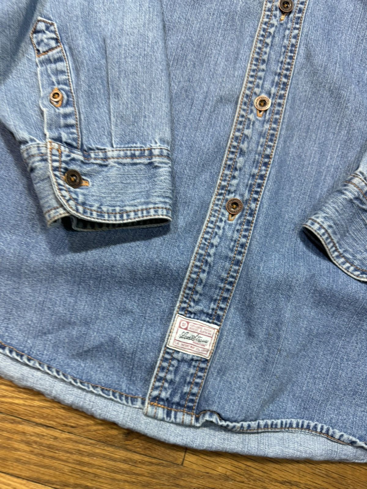 Levi's Vintage Levis Denim Shirt Size US L / EU 52-54 / 3 - 5 Thumbnail