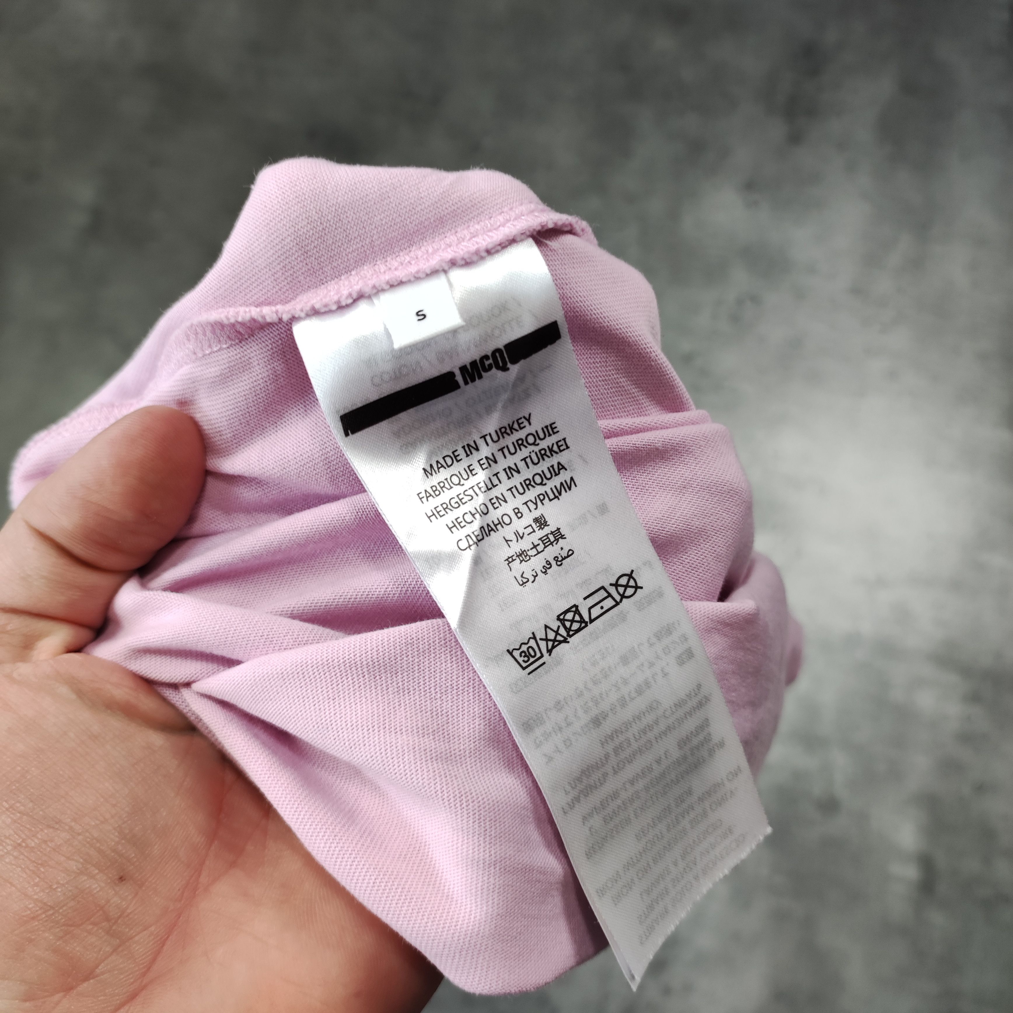 Alexander McQueen RARE Mcq Alexander McQueen Matter Pink Tee Size US S / EU 44-46 / 1 - 7 Thumbnail