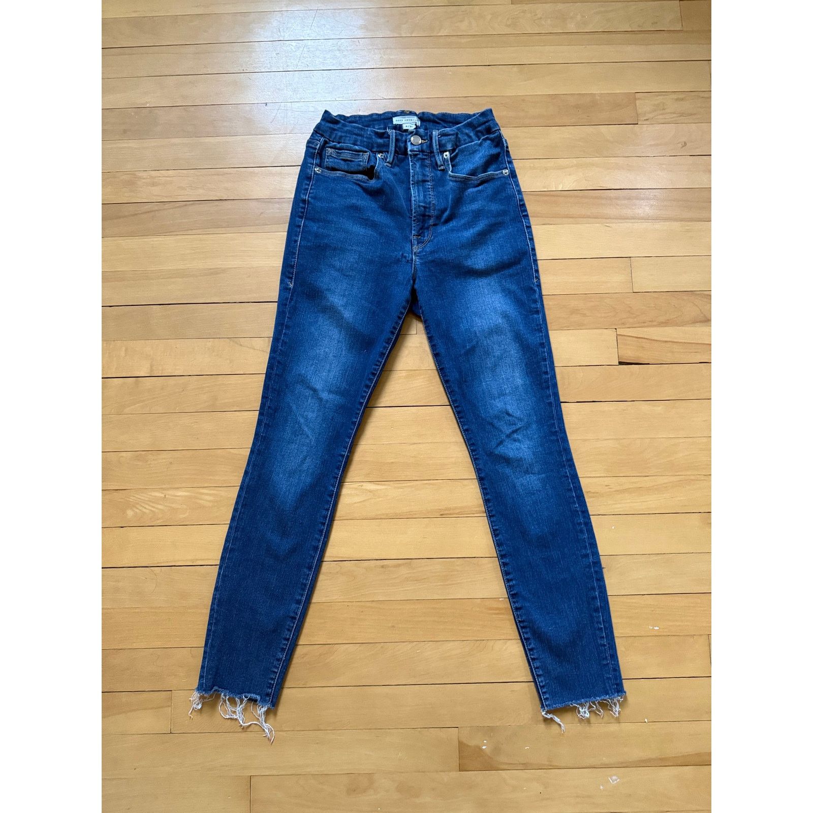 Good American Good American Good Waist Skinny Jeans 4 / 27 Raw Fray Hem Size 27" / US 4 / IT 40 - 1 Thumbnail
