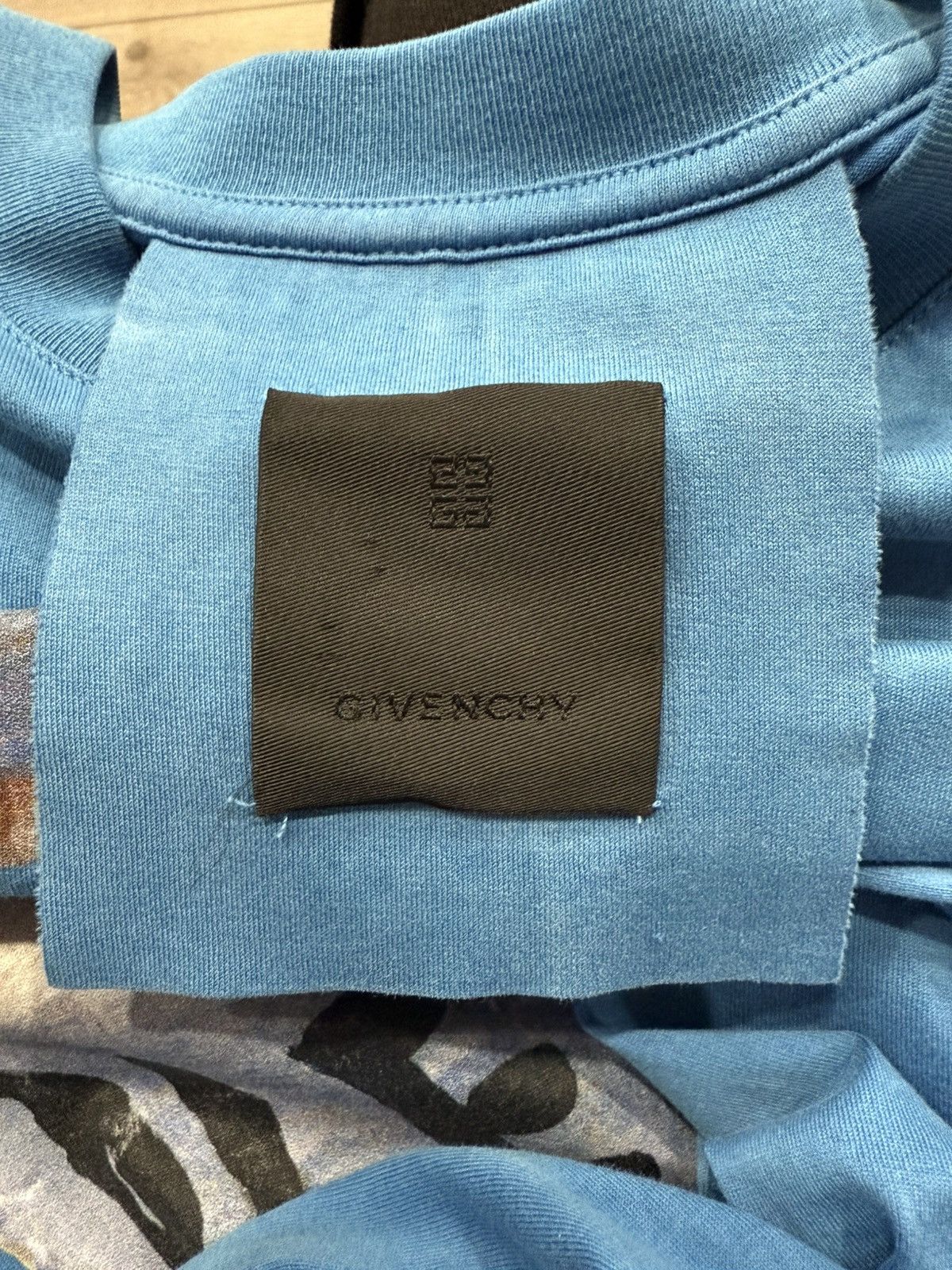 Givenchy Givenchy Bleach T-Shirt Size US L / EU 52-54 / 3 - 3 Thumbnail