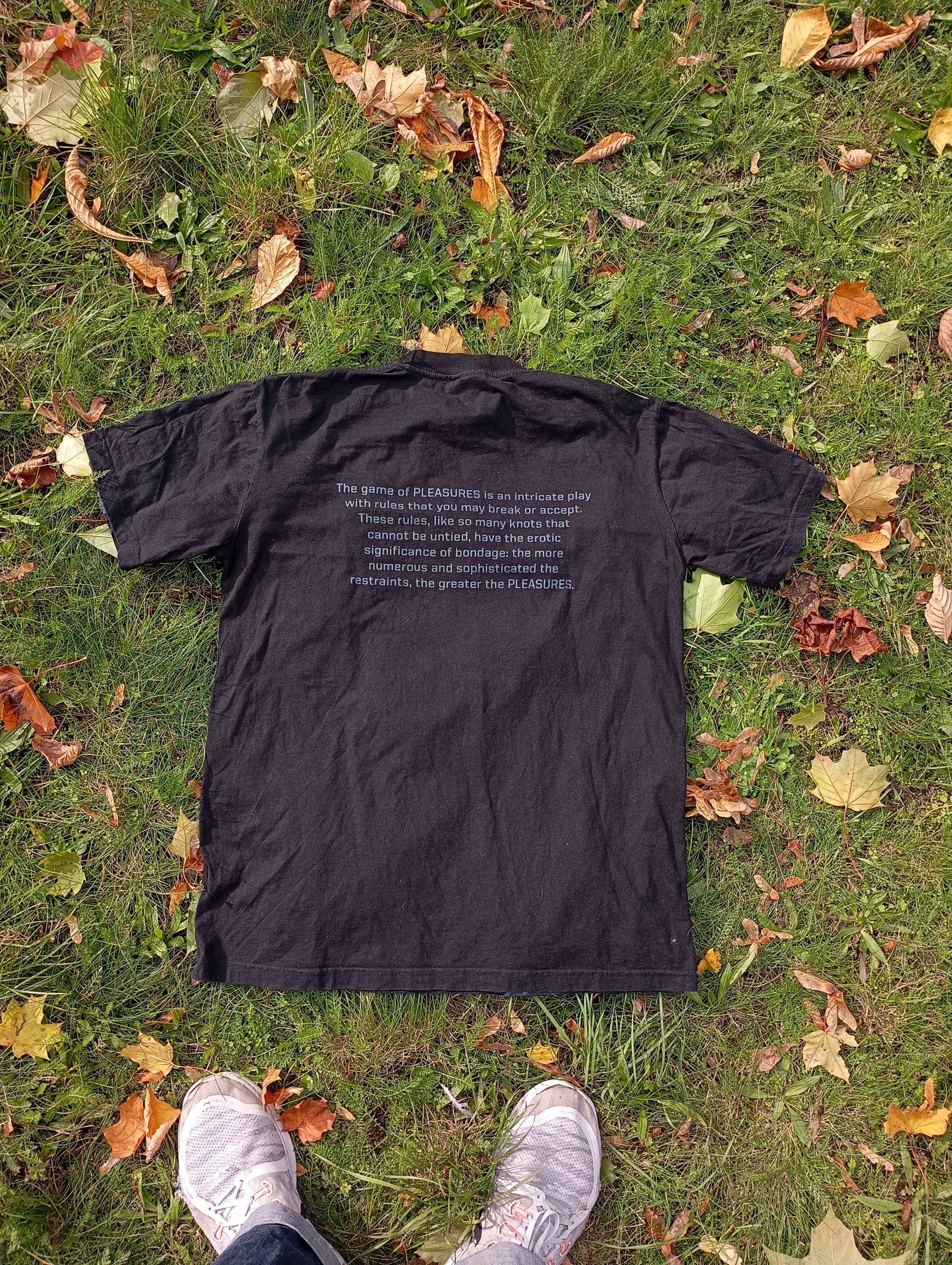 Pleasures × Vintage Vintage Y2K Pleasures NOW Chains jail style T shirt Size US M / EU 48-50 / 2 - 6 Thumbnail