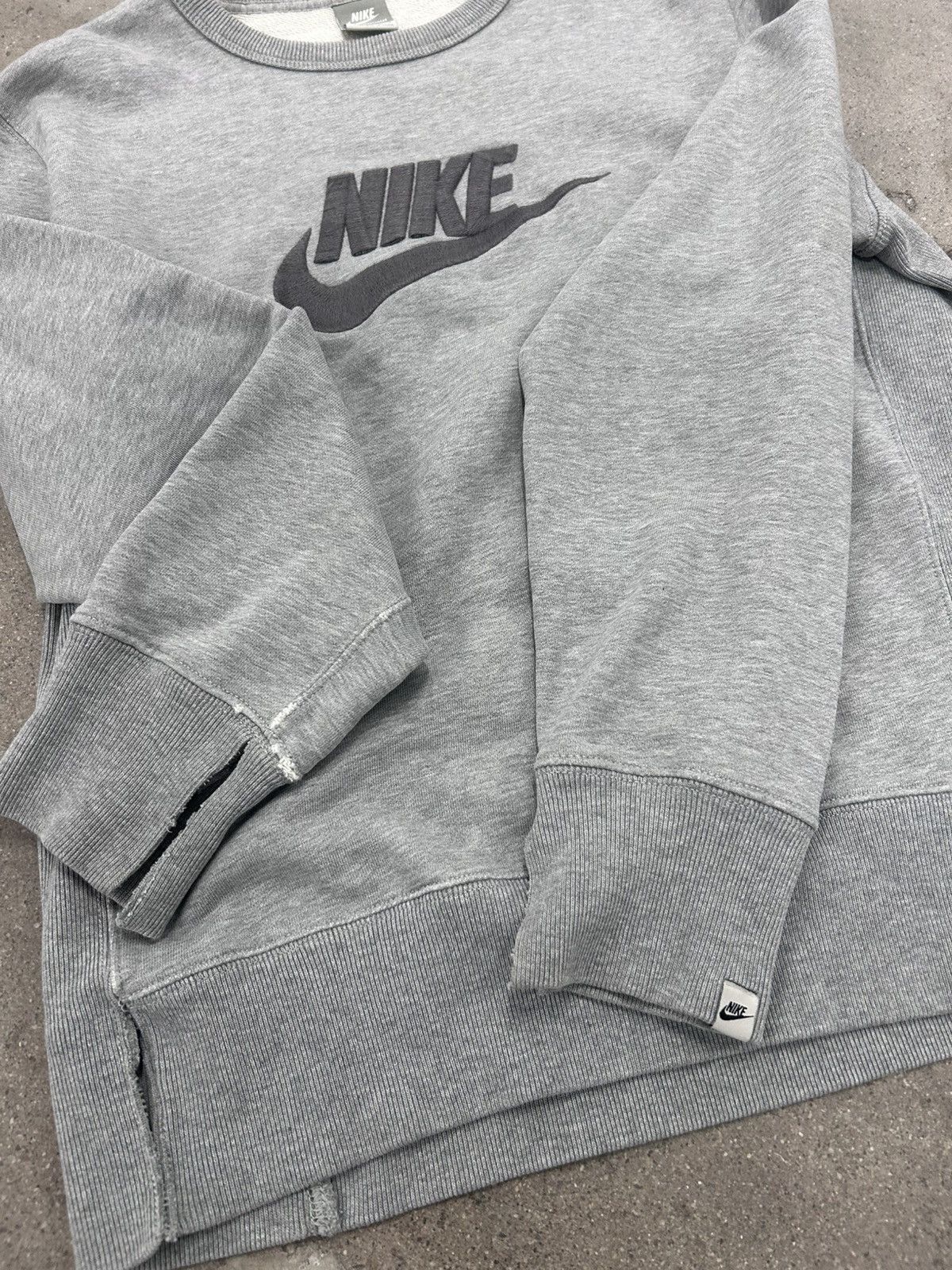 Vintage Vintage Nike Distressed Grey sweatshirt Size US L / EU 52-54 / 3 - 5 Thumbnail