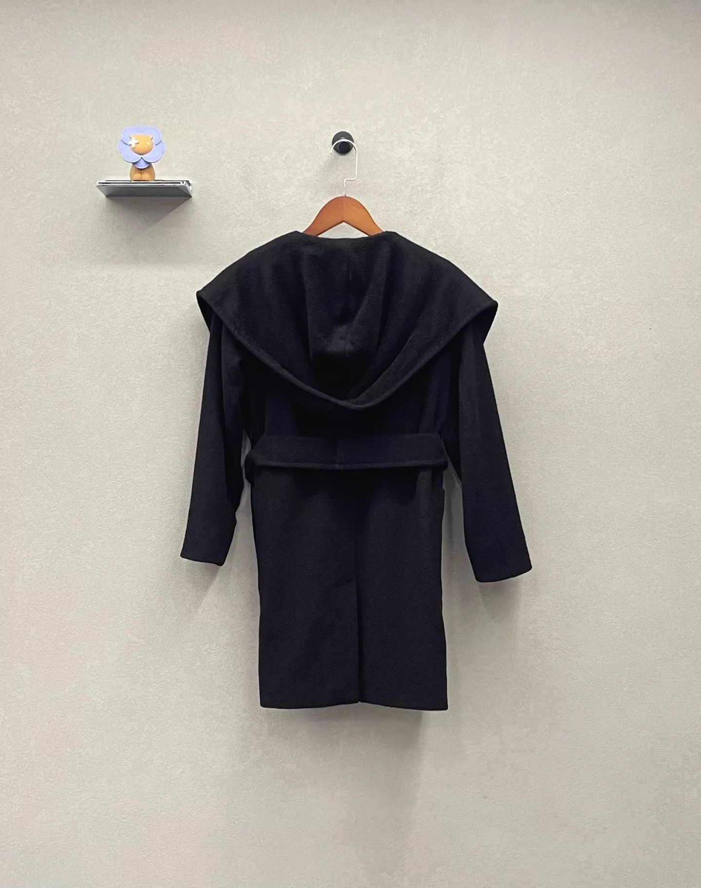 Max Mara Maxmara Women's Black Tailored Overcoat 36 Size XS / US 0-2 / IT 36-38 - 3 Thumbnail