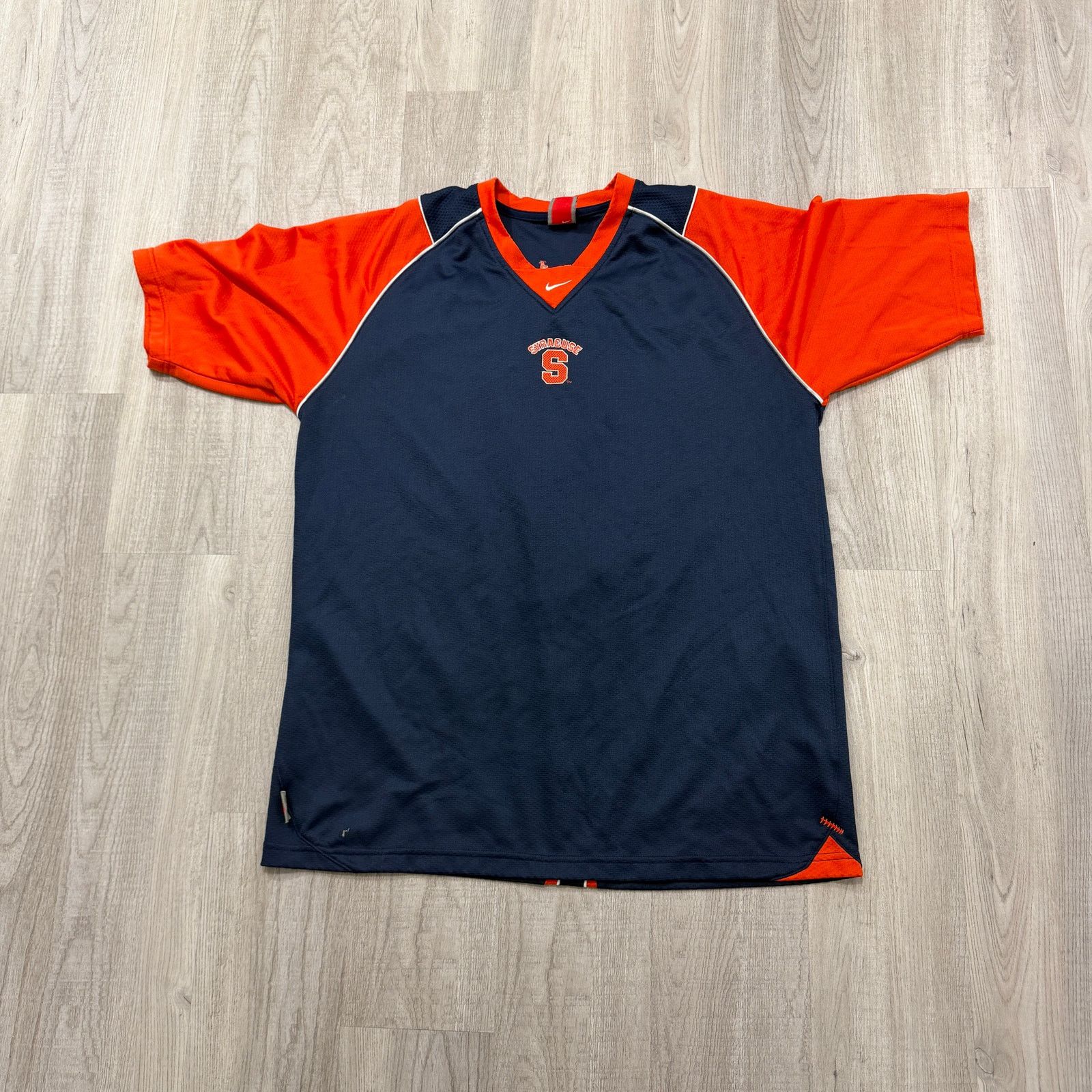 Nike Vintage Nike Syracuse Orange Shirt Men's XL Blue Center Size US XL / EU 56 / 4 - 1 Thumbnail
