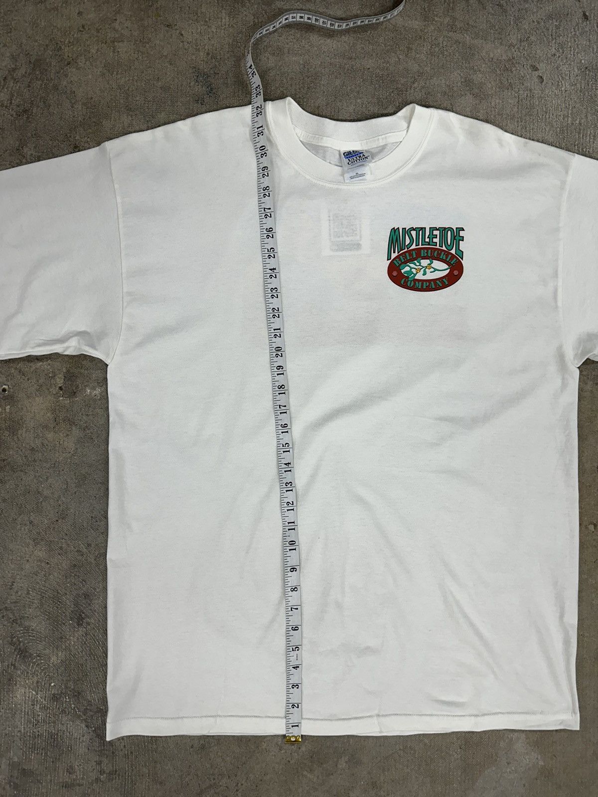 Gildan × Vintage Vintage 90s Mistletoe Belt Company Construction T-Shirt Size US XL / EU 56 / 4 - 8 Thumbnail