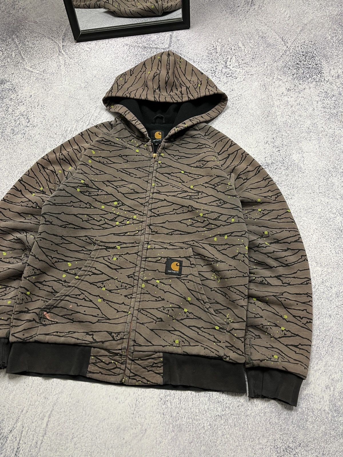 Carhartt × Vintage Crazy Y2k Carhartt Distressed Zip Up Hoodie Jacket Camo Rare Size US M / EU 48-50 / 2 - 4 Thumbnail