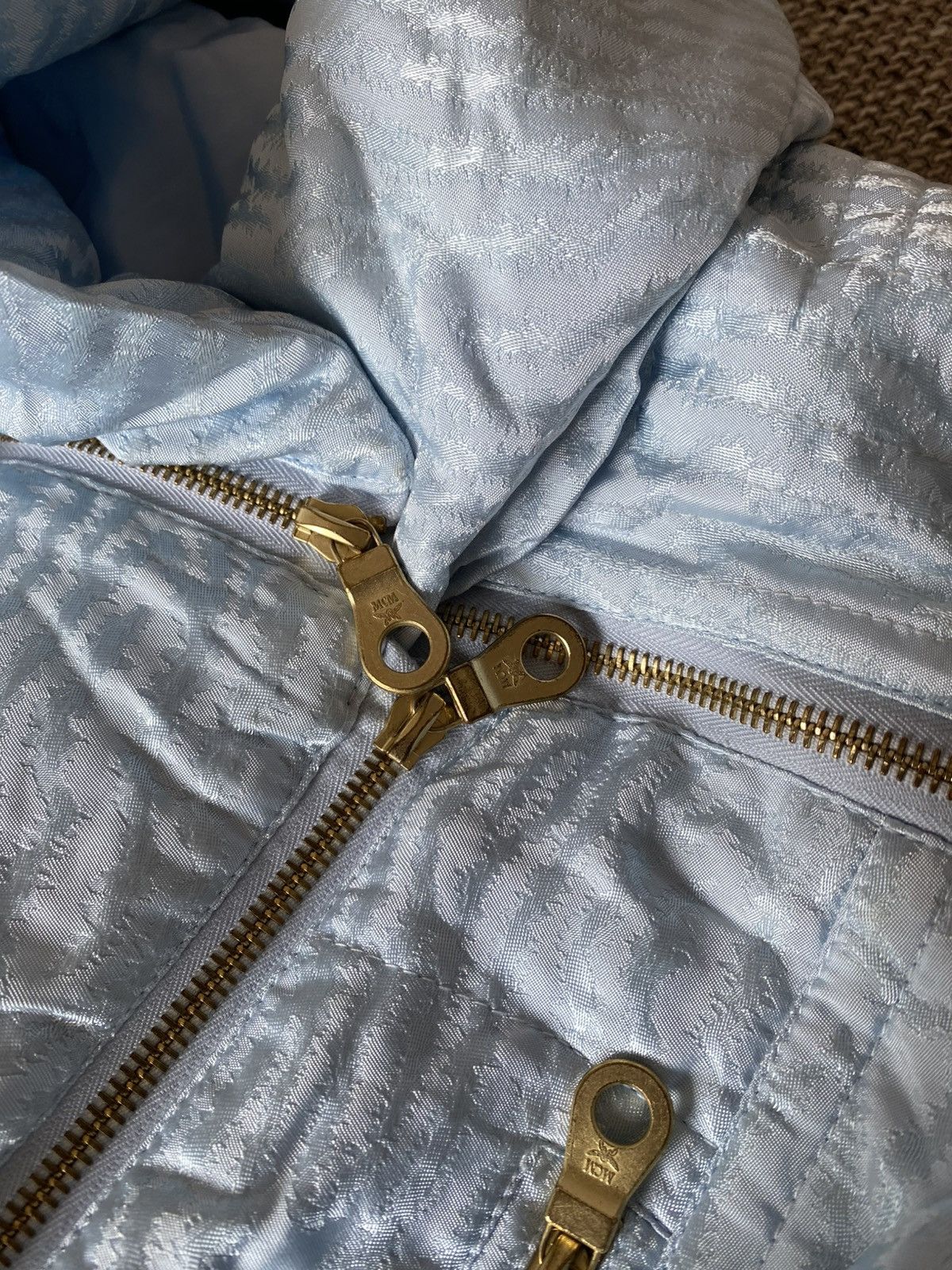 MCM Vintage MCM Ski Suit One Piece Light Blue Gold Snowflake Size 30" / US 8 / IT 44 - 4 Thumbnail