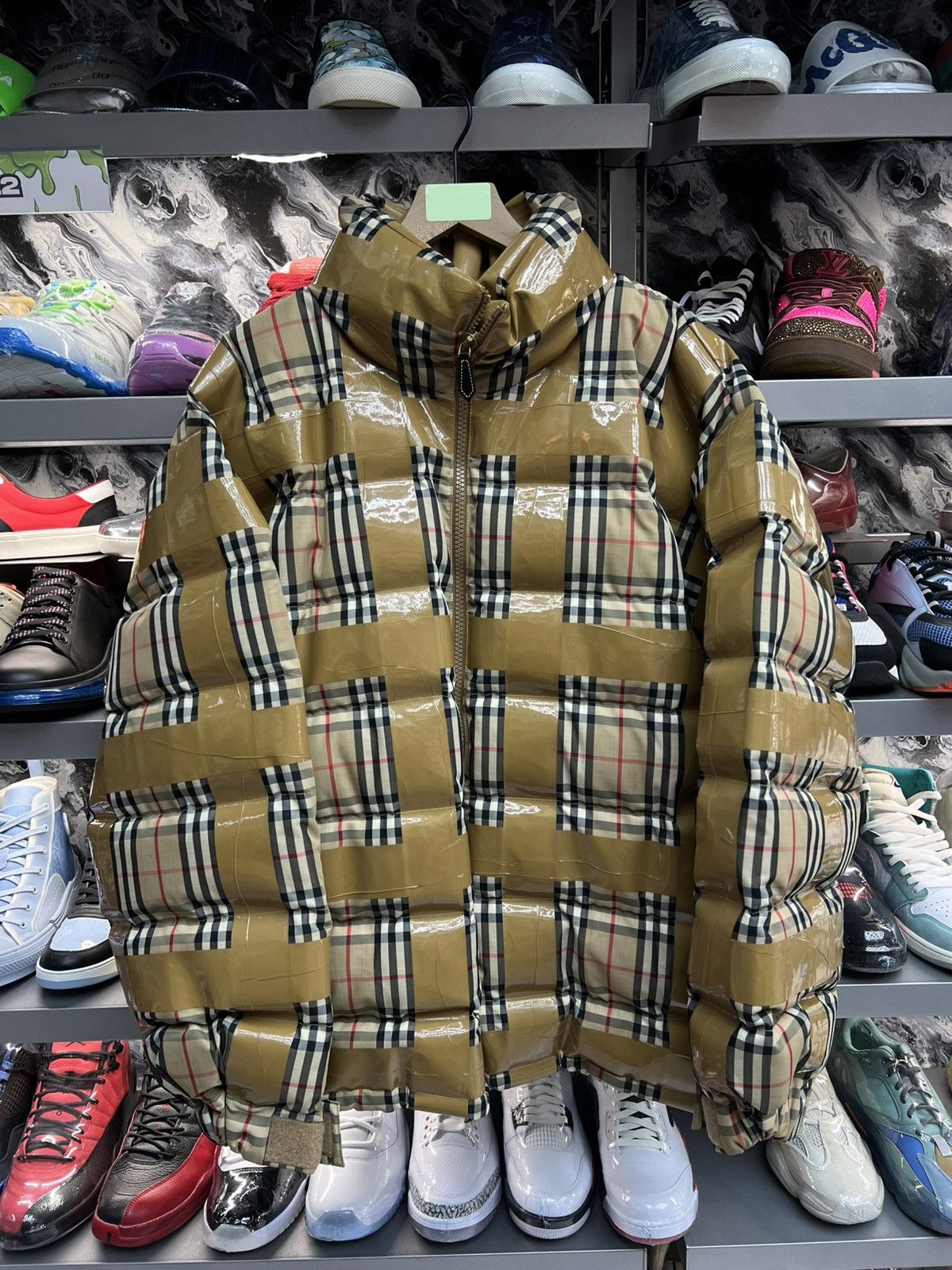 Burberry Burberry Tape Puffer Jacket Size US L / EU 52-54 / 3 - 1 Thumbnail