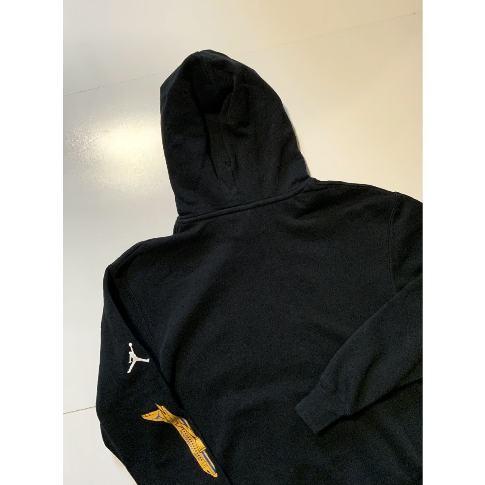 Jordan Brand VINTAGE Air Jordan City Of Inglewood 2022 Champions Los Angeles Pullover Hoodie Sz. M Mens Black Size US M / EU 48-50 / 2 - 4 Thumbnail