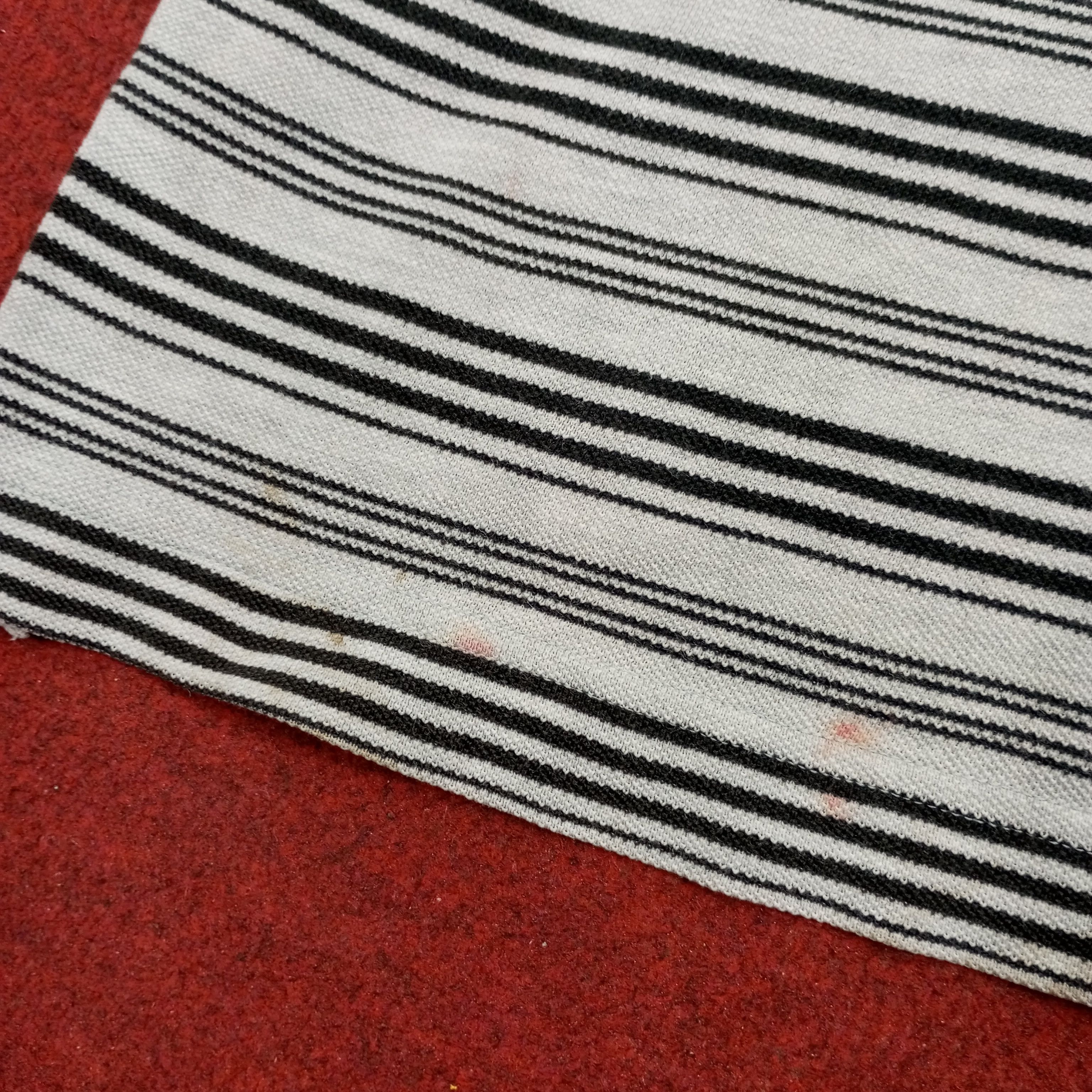 Vintage × Yves Saint Laurent Yves Saint Laurent YSL Logo Pocket Design Casual Polos Size US L / EU 52-54 / 3 - 4 Thumbnail