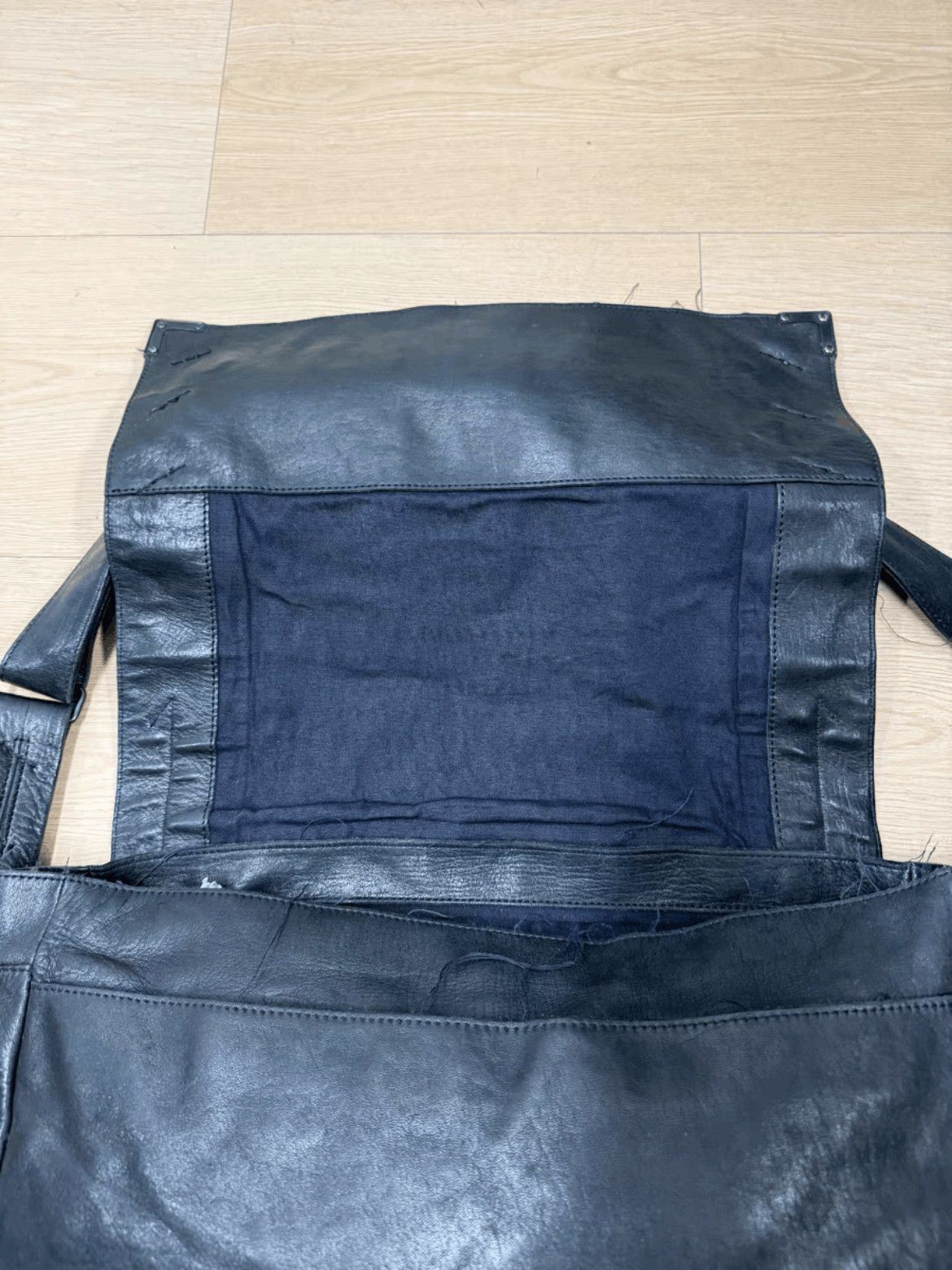Yohji Yamamoto Yohji Yamamoto Y's Horse Leather Messager Bag-2507 Size ONE SIZE - 4 Thumbnail