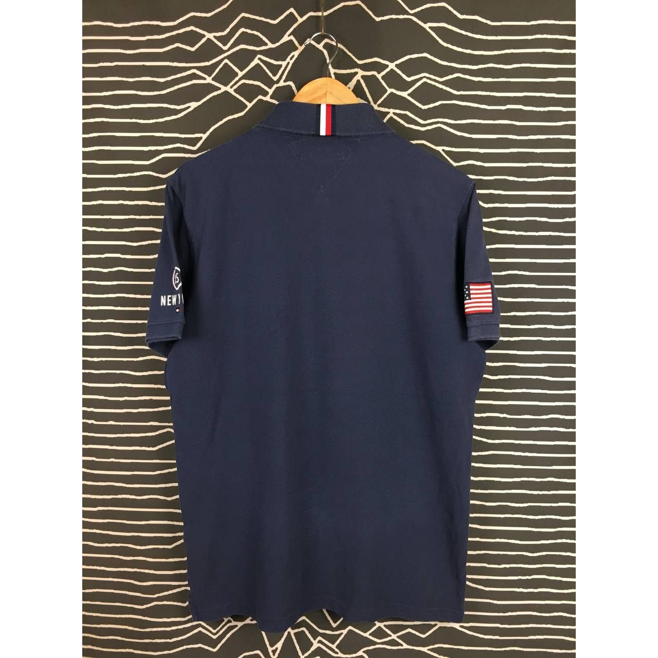 Tommy Hilfiger × Vintage Tommy Hilfiger Grandprix Originals Patched Polo Tee Size US L / EU 52-54 / 3 - 6 Thumbnail