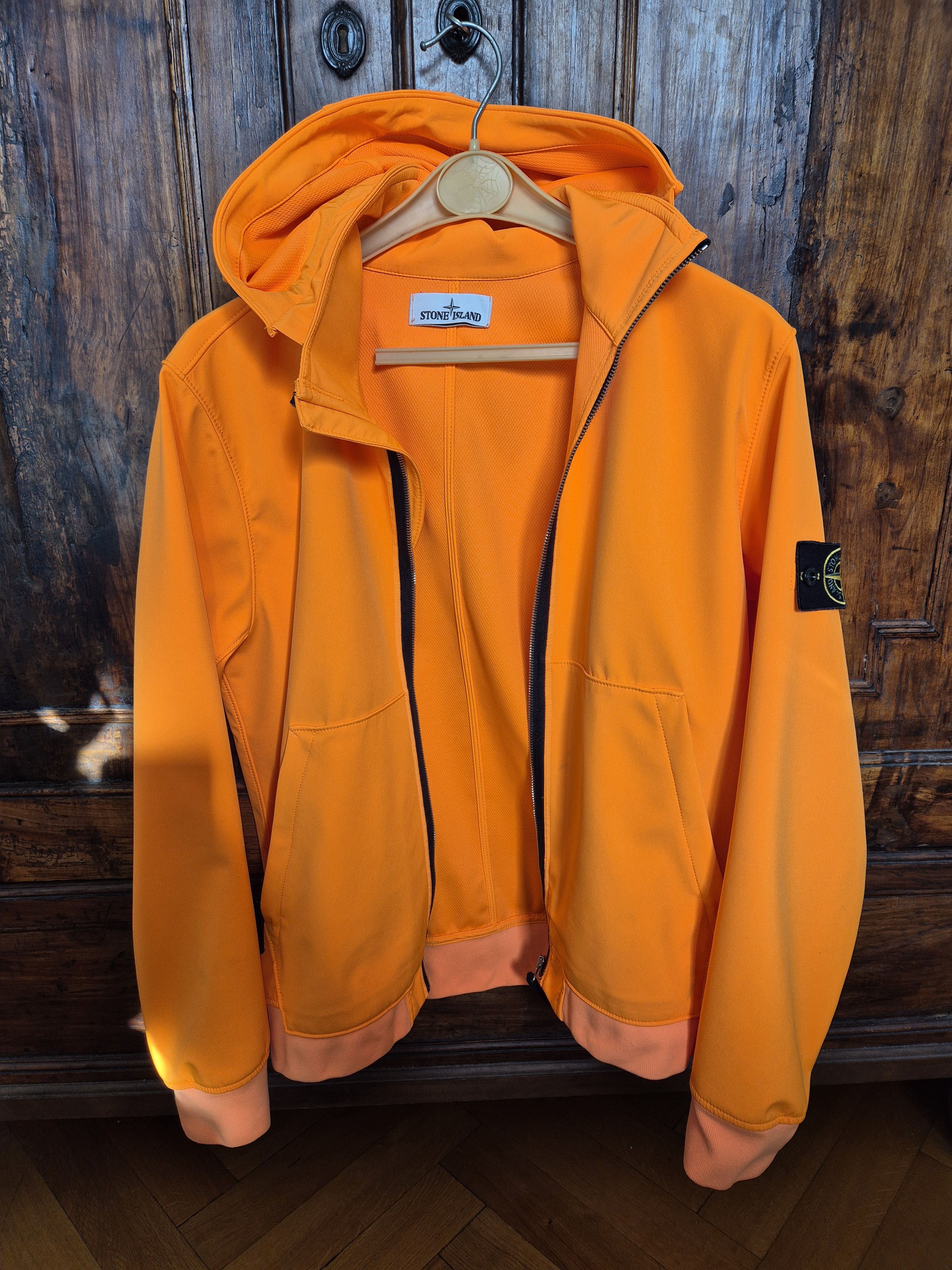 Stone Island Light Soft Shell R Size US L / EU 52-54 / 3 - 1 Thumbnail