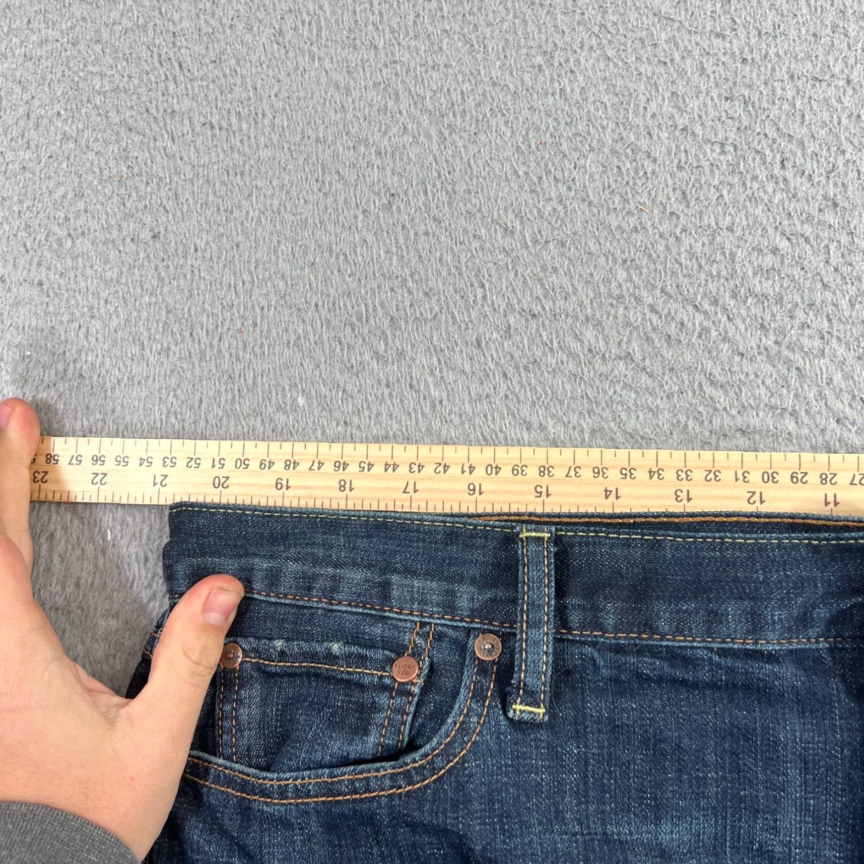 Lucky Brand Vintage Lucky Brand 361 Jeans Men’s 40x32 Blue Cotton Denim Straight Leg Stretch Jeans Size US 40 / EU 56 - 5 Thumbnail