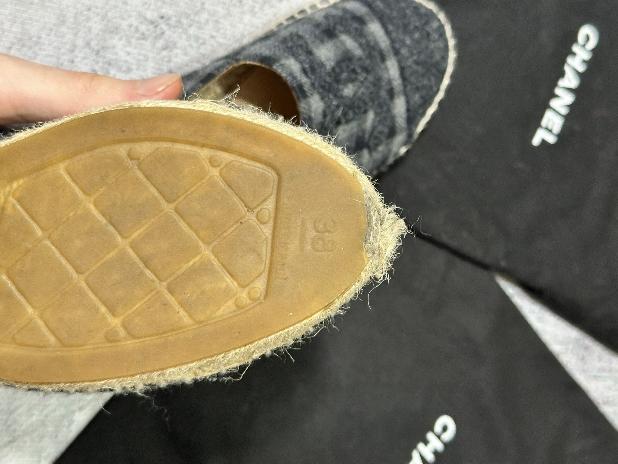 Chanel Chanel Espadrilles Flannel CC Logo Gray Wedge Shoes Size US 7 / IT 37 - 12 Thumbnail